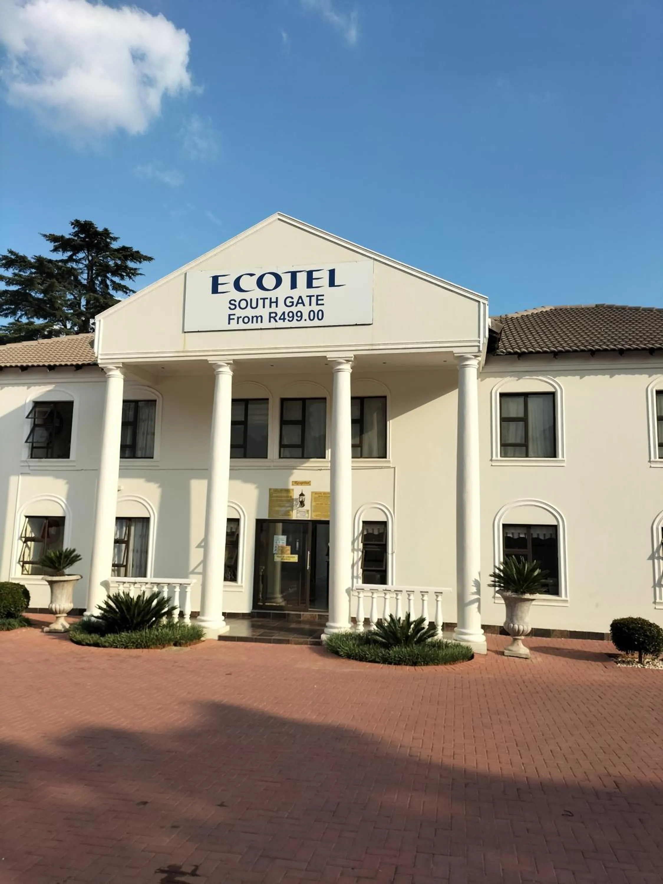 Property building in Ecotel Southgate