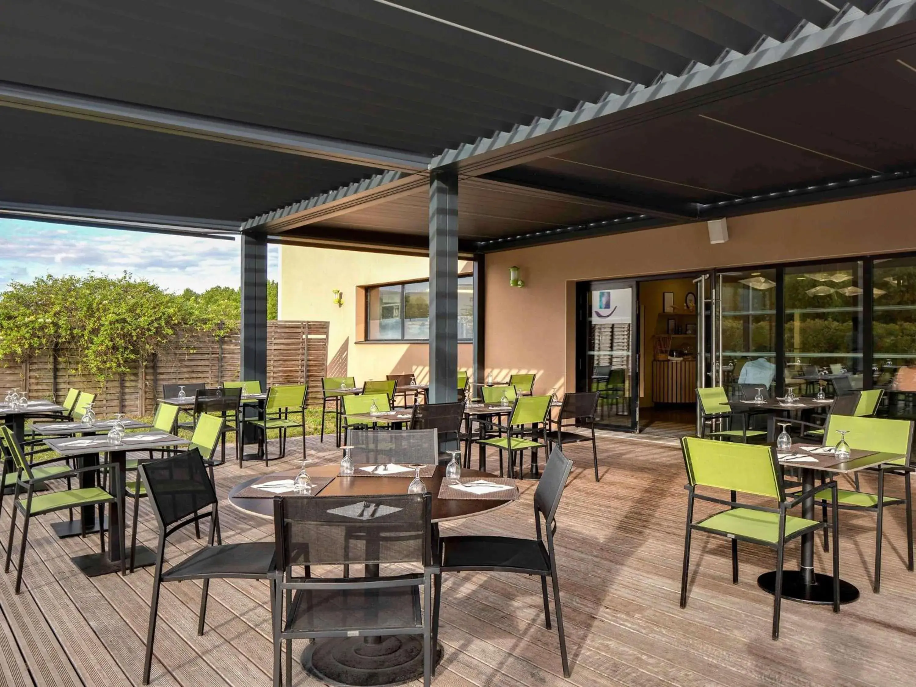 Restaurant/places to eat in Hôtel ibis Styles Montargis Arboria Restaurant/places to eat in Hôtel ibis Styles Montargis Arboria