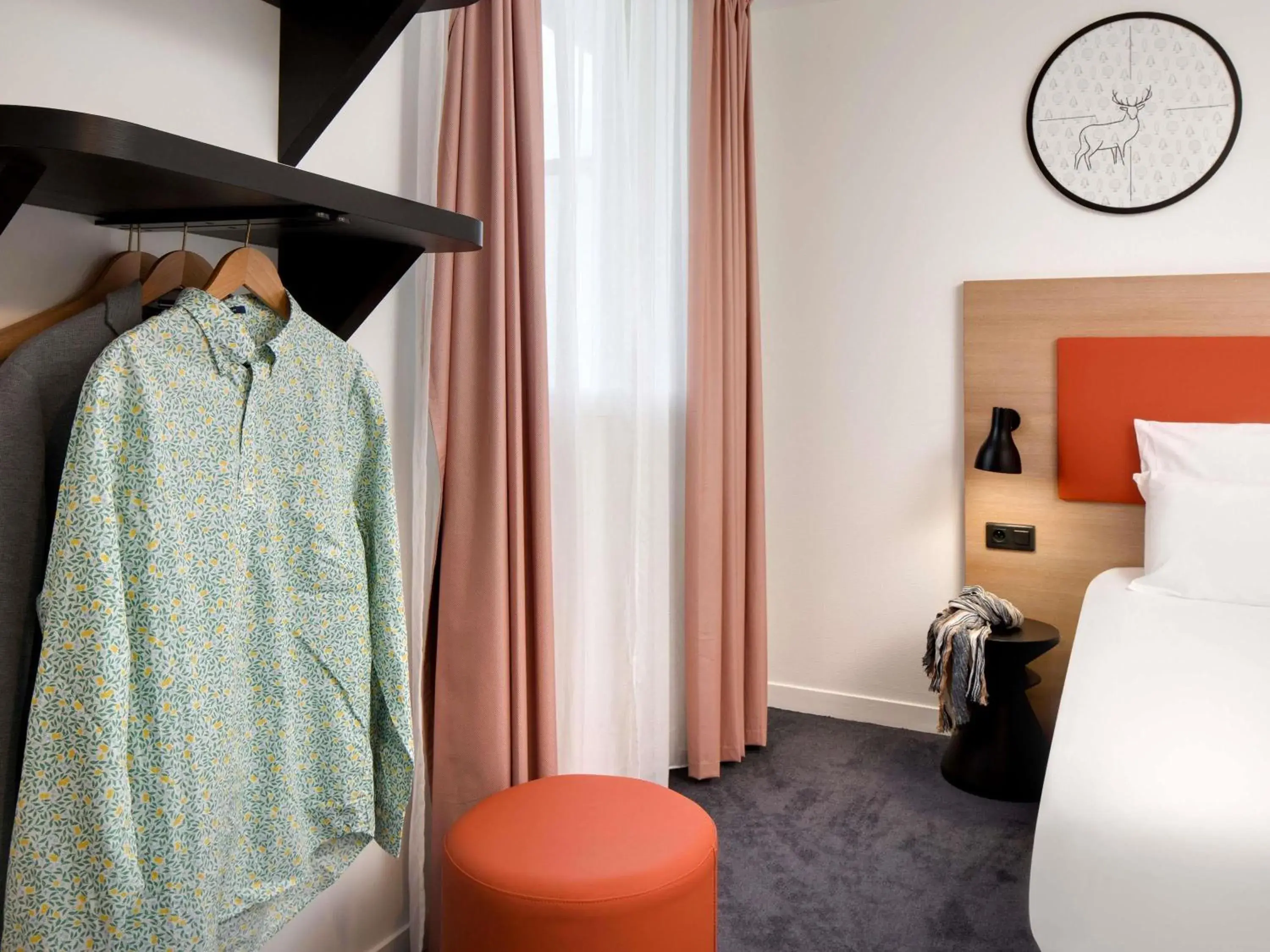 Bedroom, Bed in Hôtel ibis Styles Montargis Arboria Bedroom, Bed in Hôtel ibis Styles Montargis Arboria