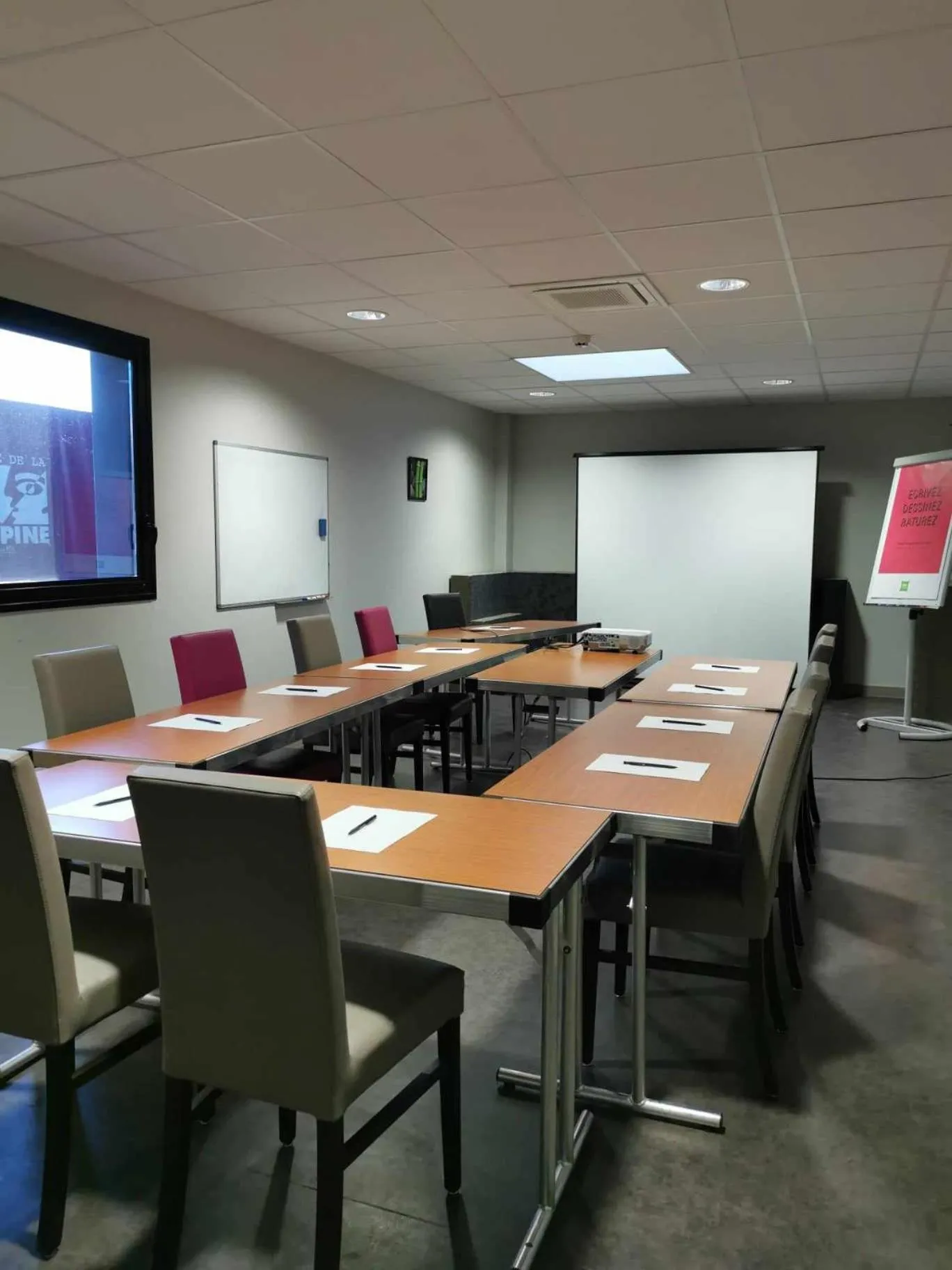 Business facilities in Hôtel ibis Styles Montargis Arboria