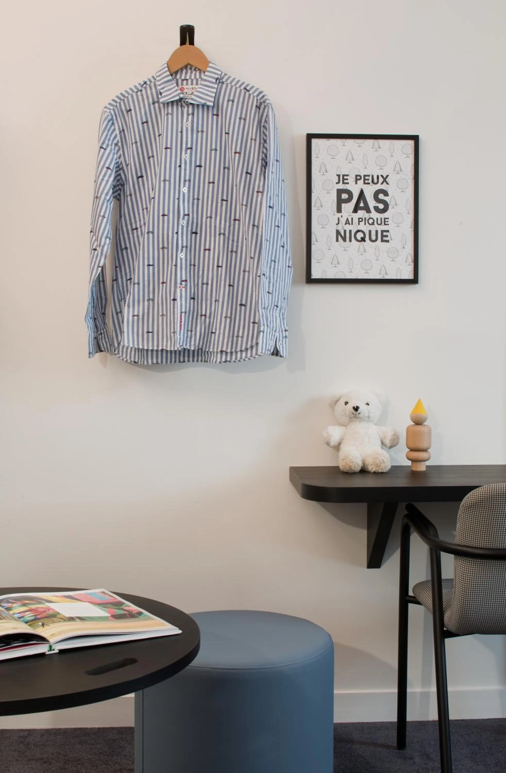 Decorative detail in Hôtel ibis Styles Montargis Arboria