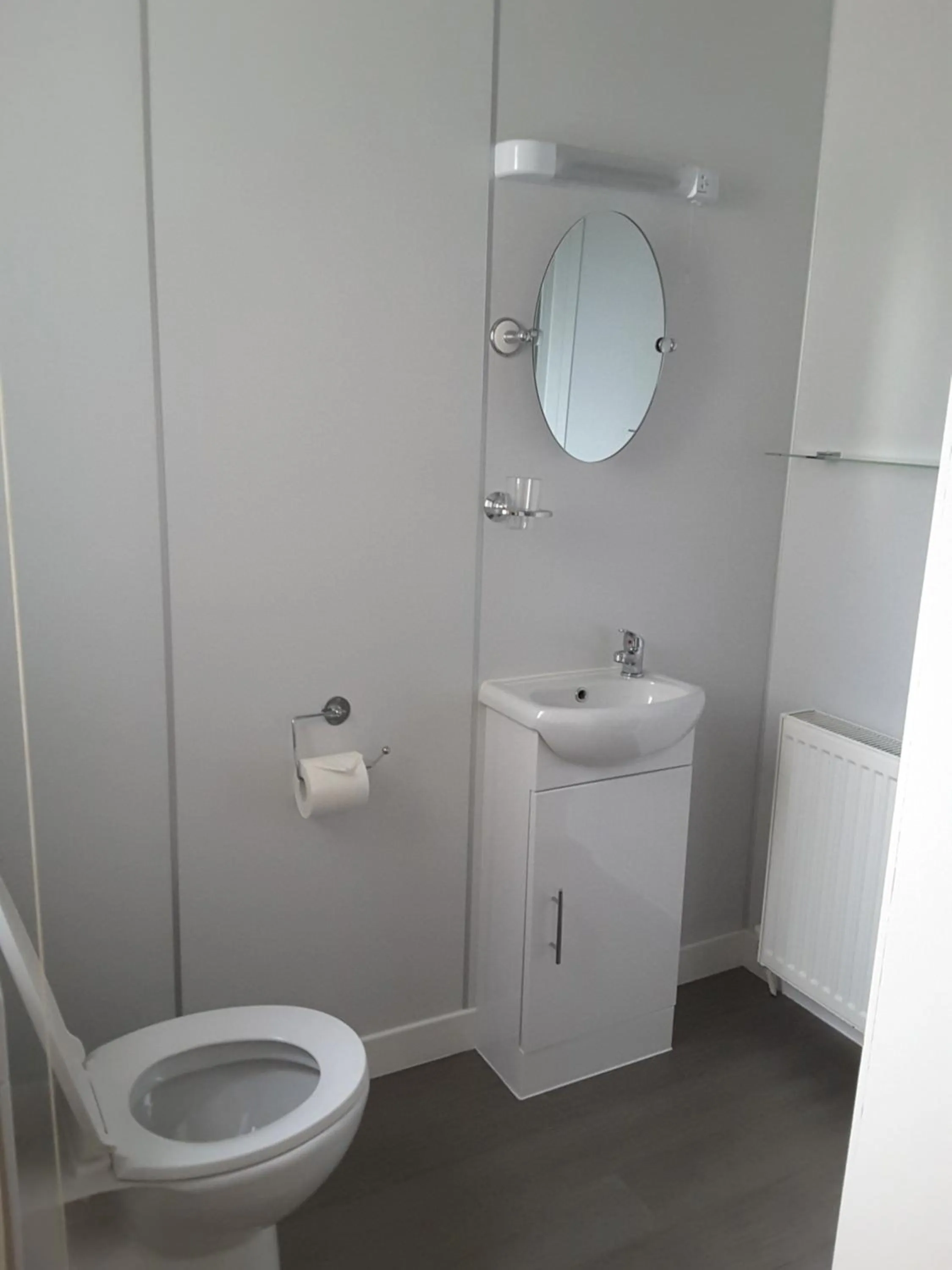 Bathroom in Blinkbonnie Guest House