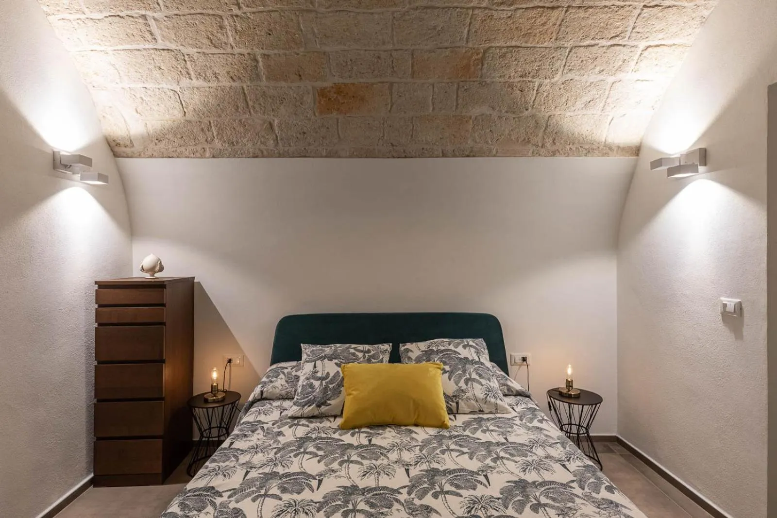 Bed in Albergo Diffuso Monopoli