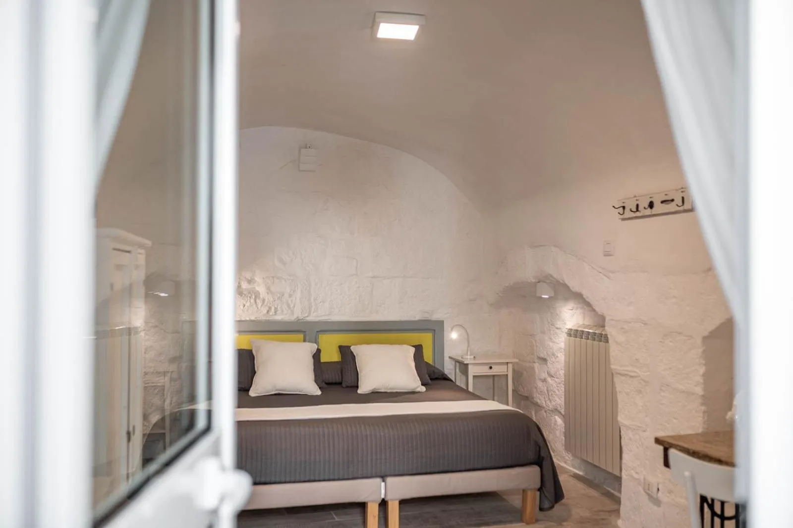 Bedroom, Bed in Albergo Diffuso Monopoli