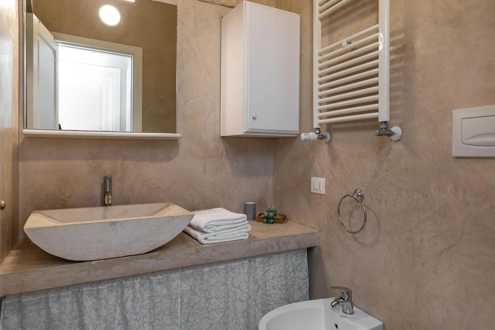 Bathroom in Albergo Diffuso Monopoli