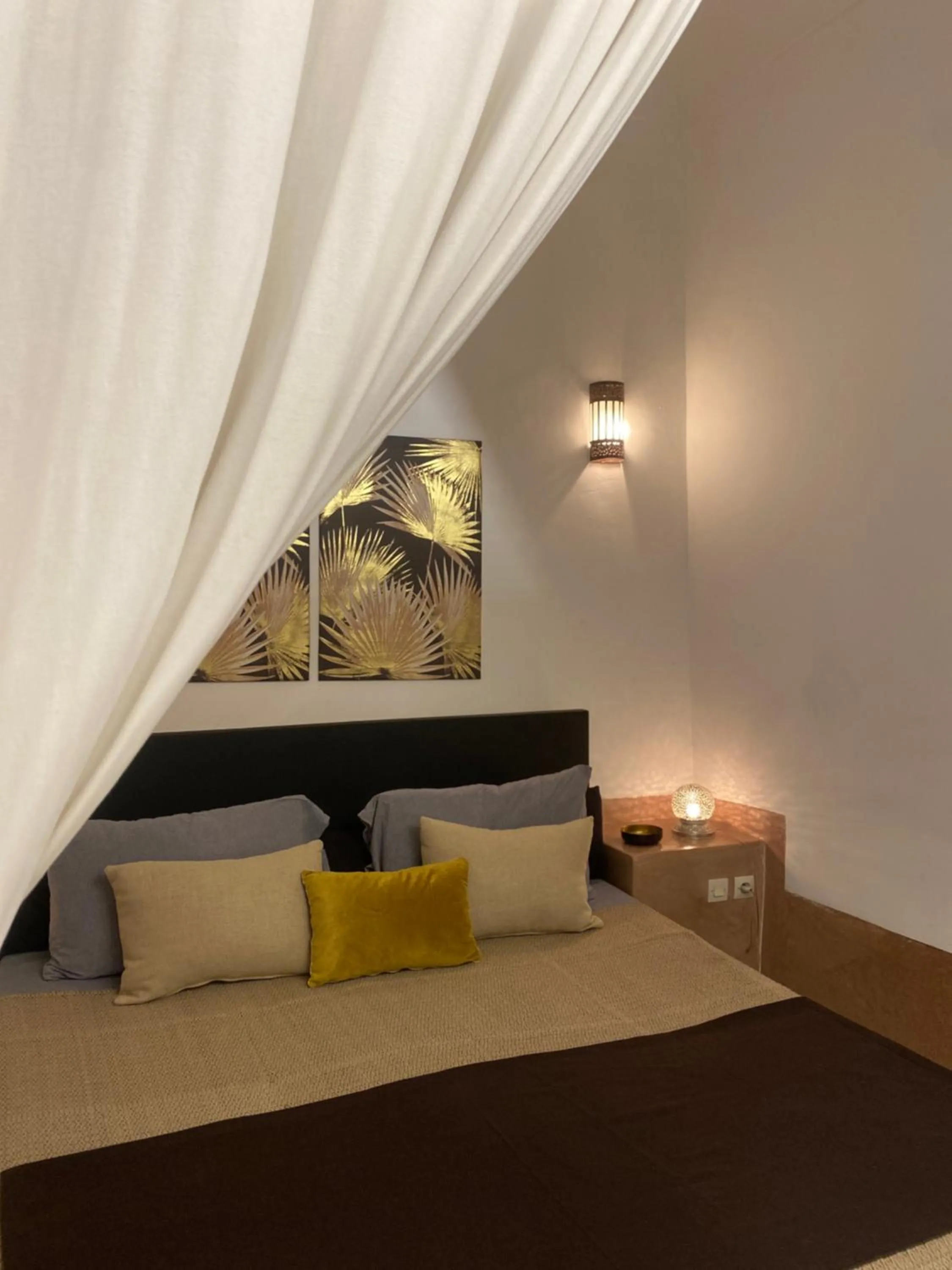 Bed in Riad Wabisabi