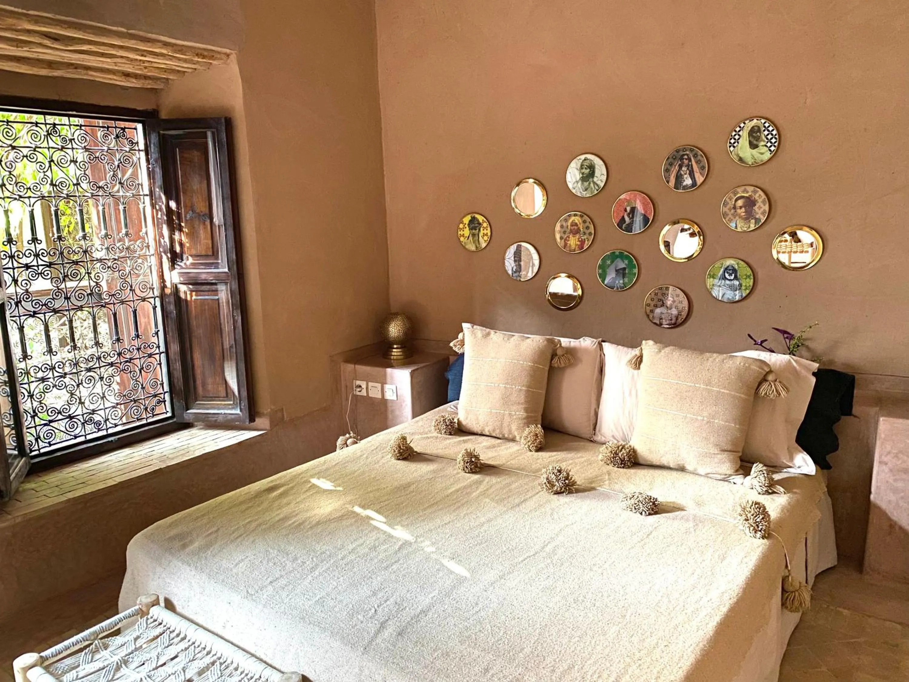 Photo of the whole room, Bed in Riad Wabisabi