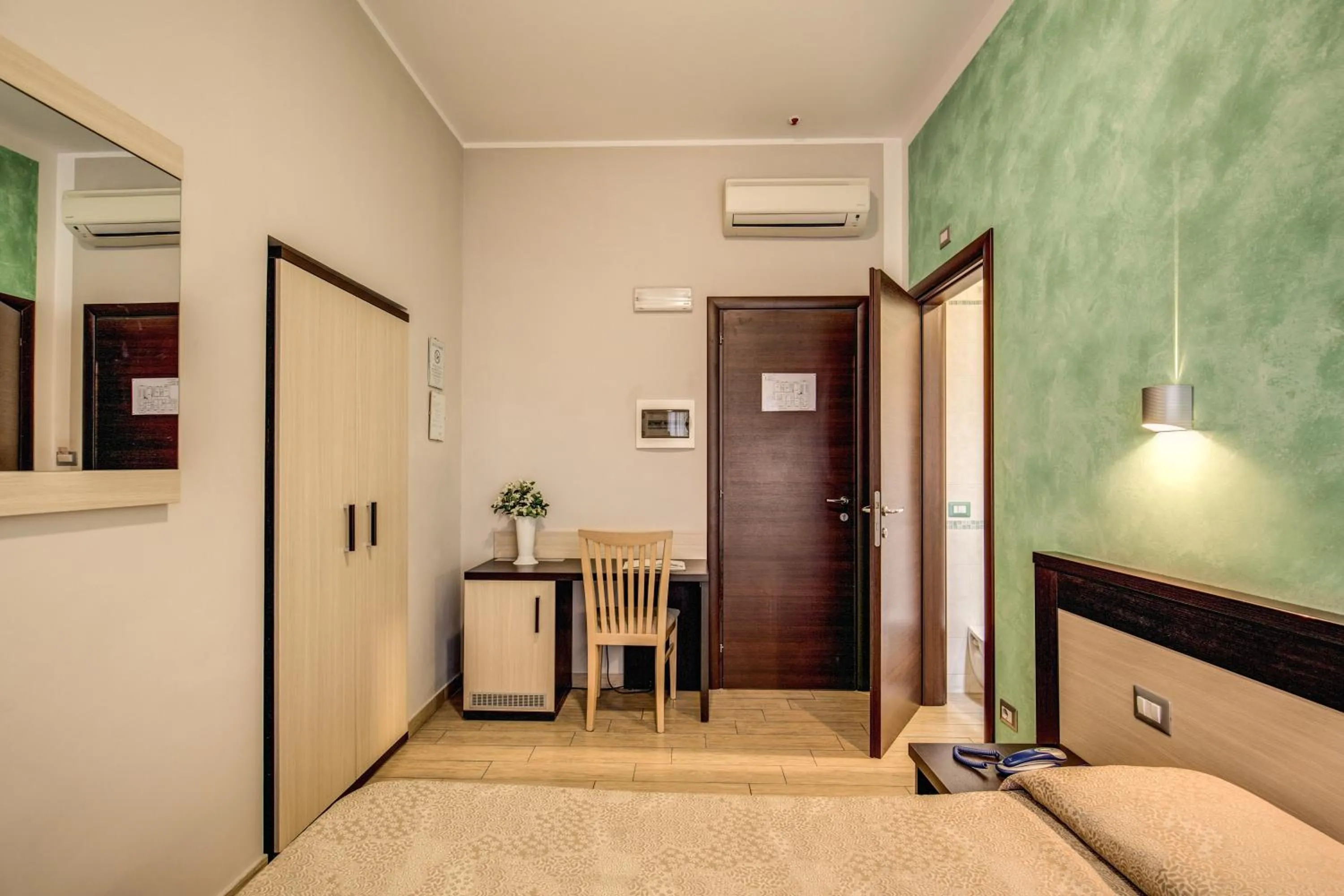 Bathroom in Buonarroti Suite