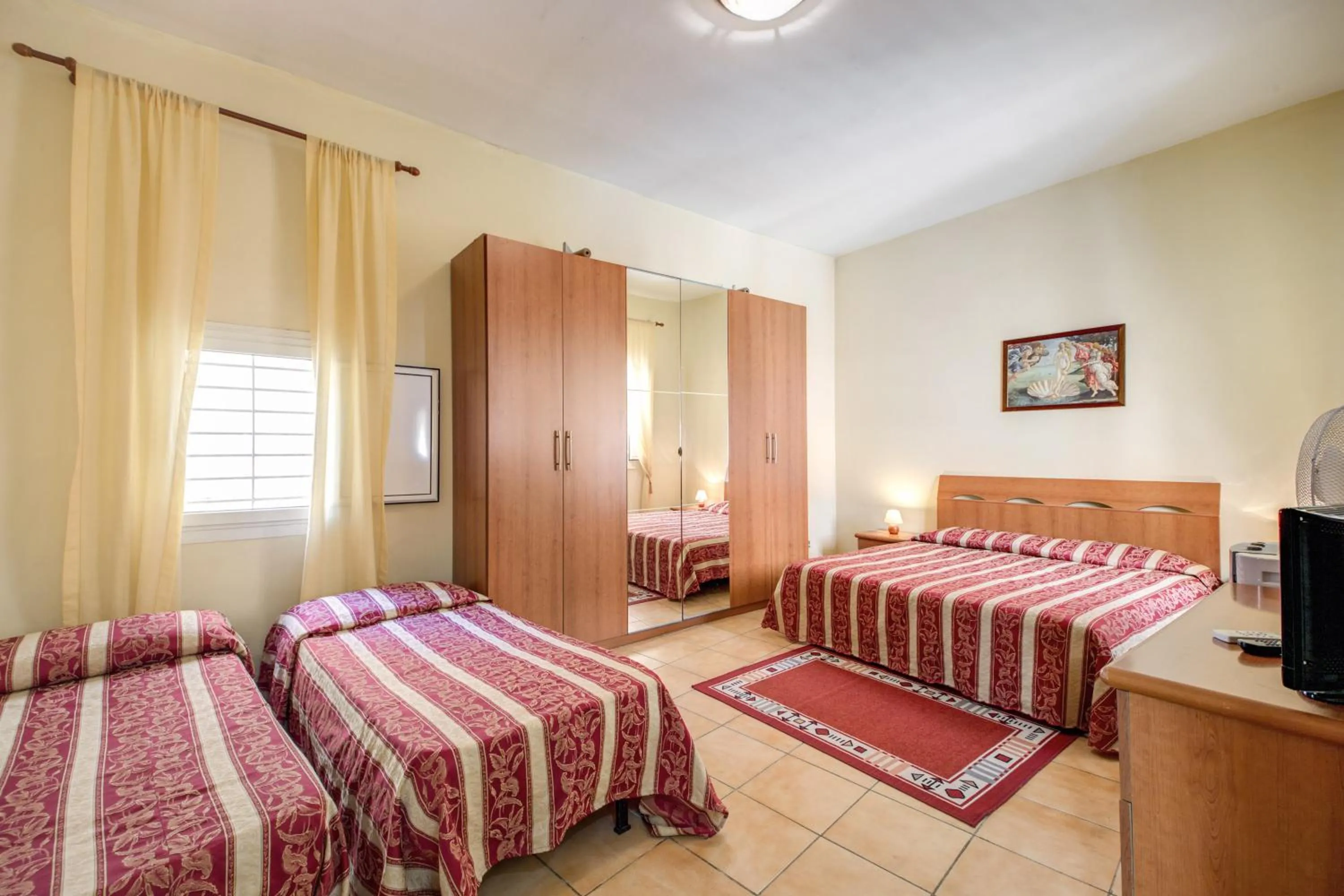 Bed in Buonarroti Suite