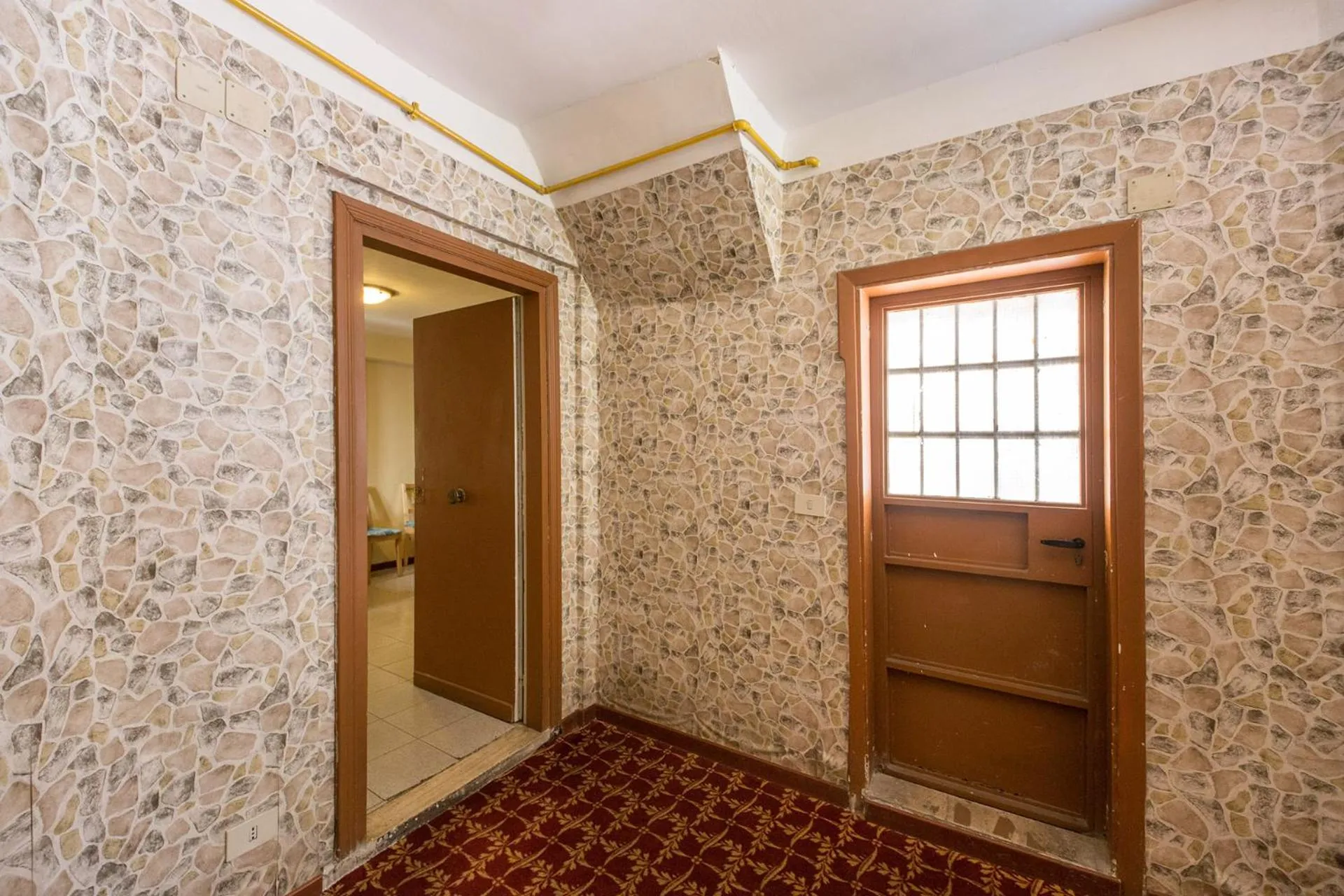 Restaurant/places to eat in Buonarroti Suite