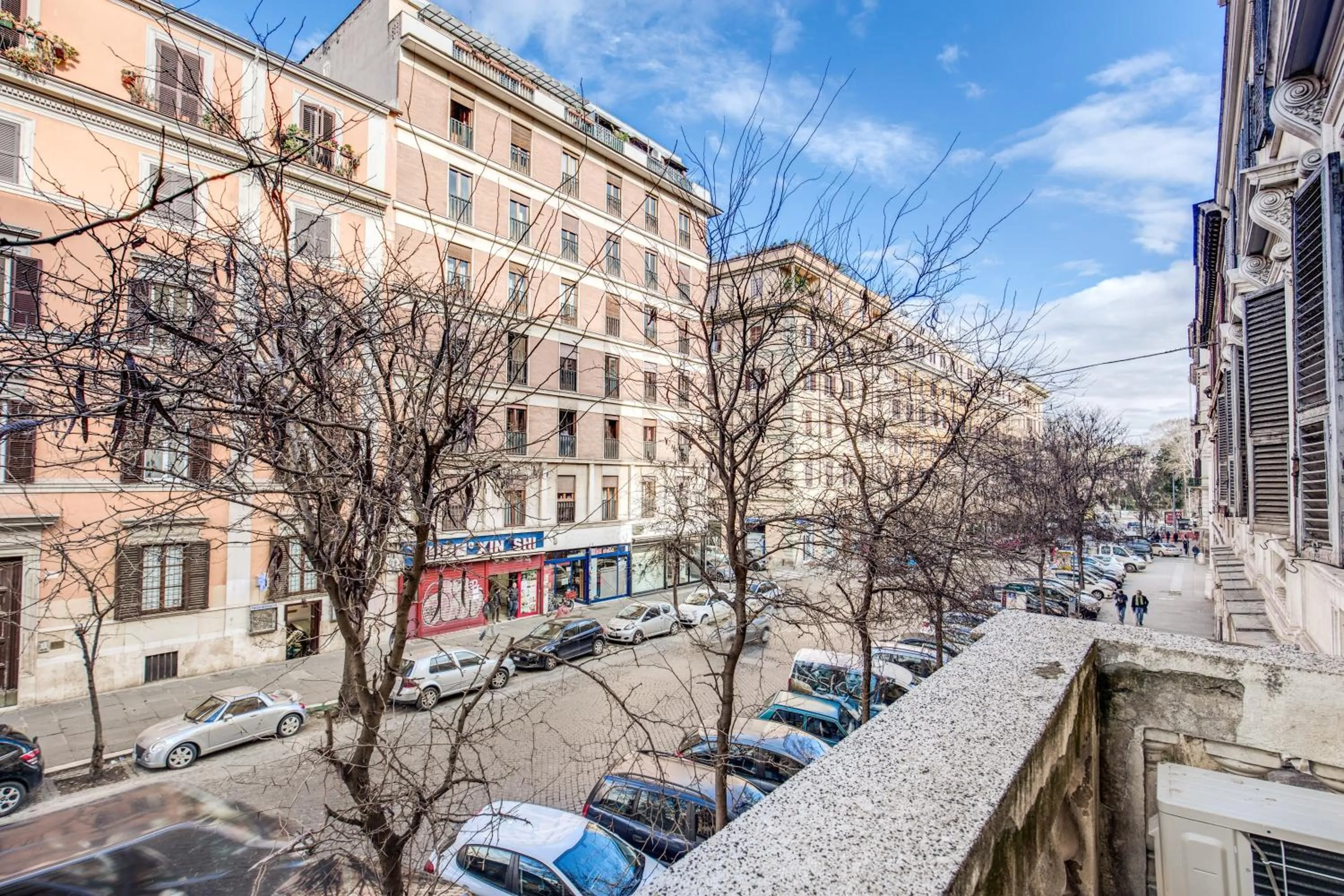 Property building in Buonarroti Suite