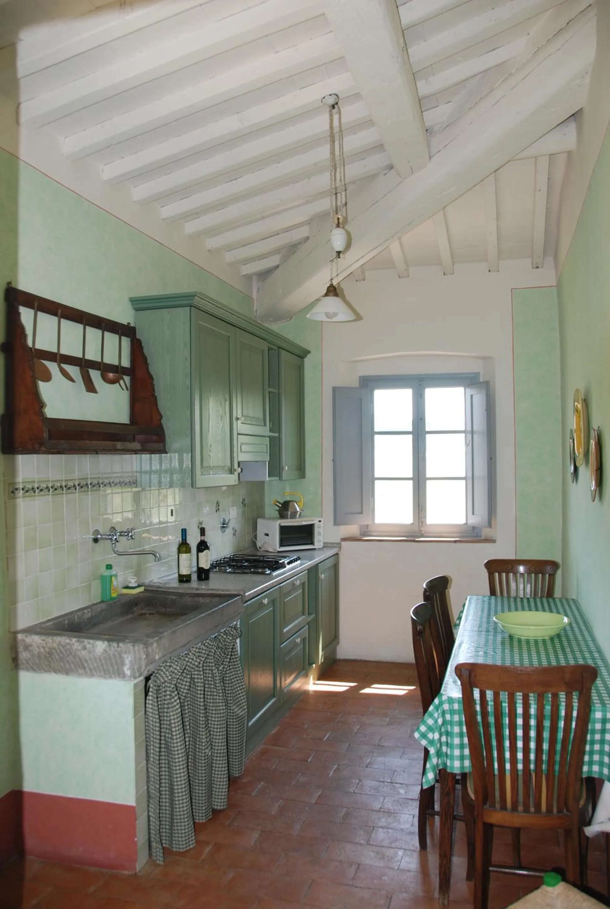 Kitchen or kitchenette in Agriturismo Cabbiavoli