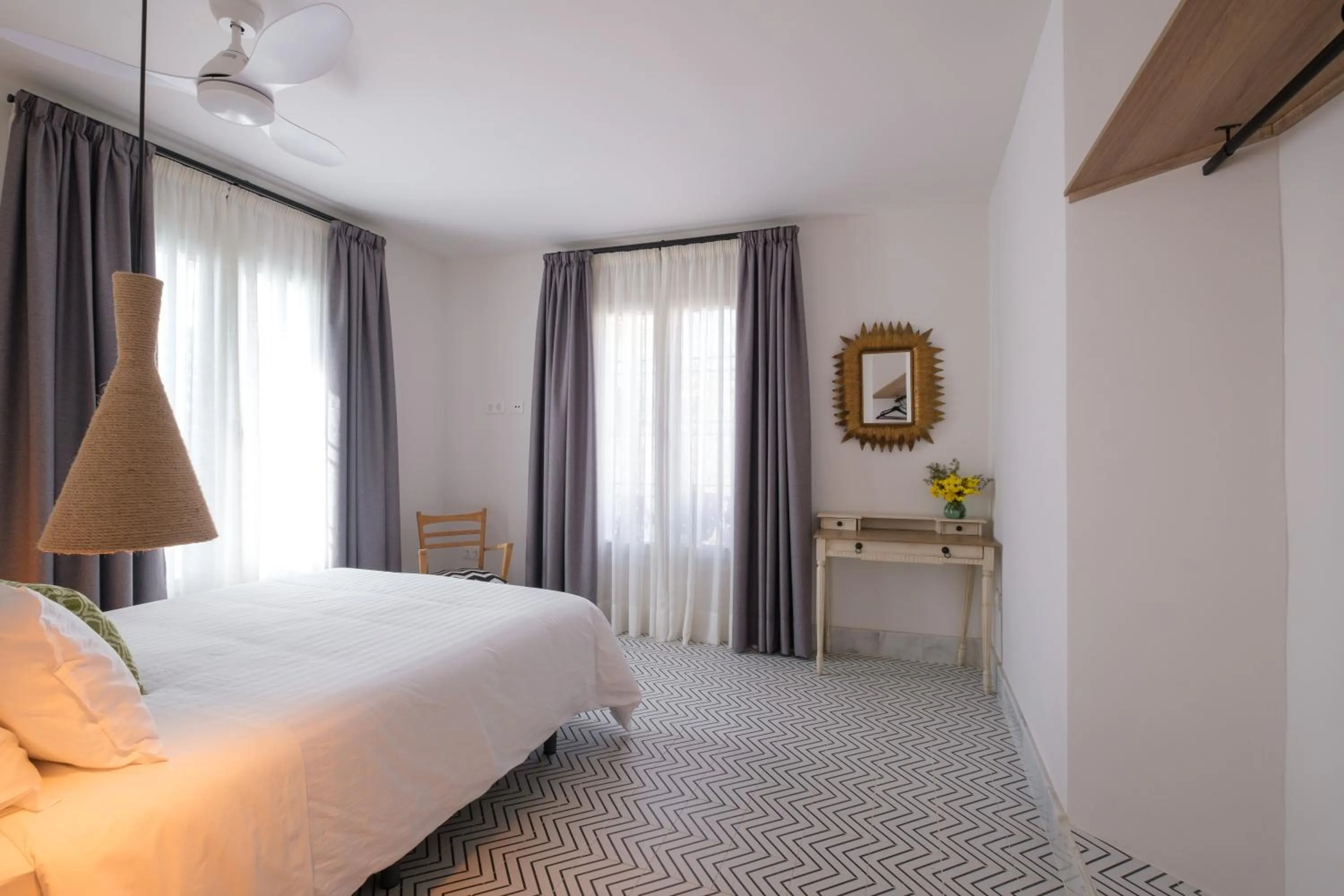 Bed in Apartamentos Los Patios de la Judería