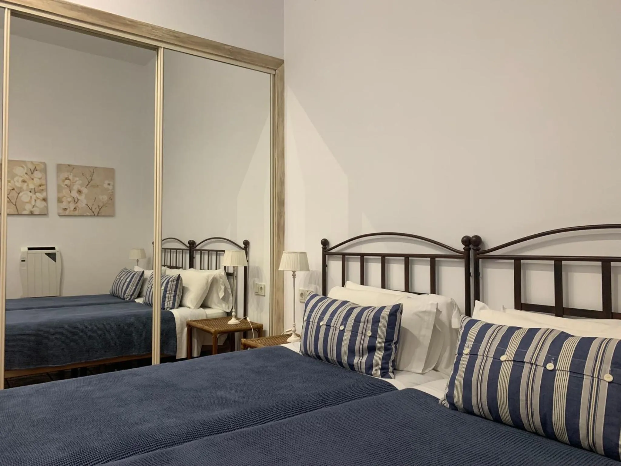 Bed in Apartamentos Los Patios de la Judería