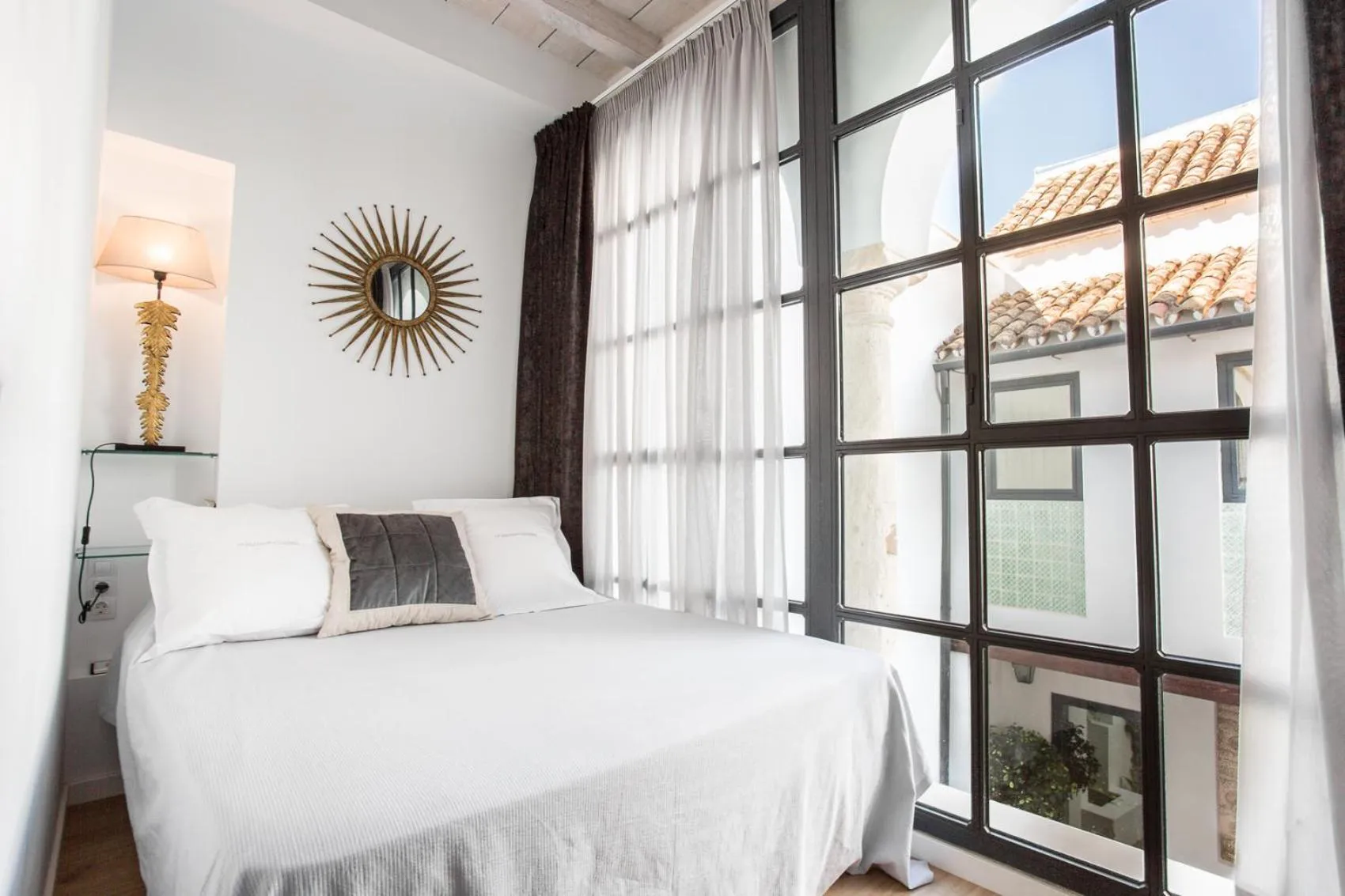 Bed in Apartamentos Los Patios de la Judería