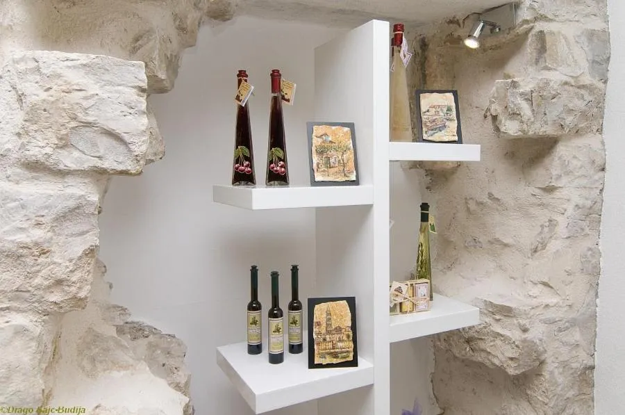 Decorative detail in Villa Toni Design Apartments