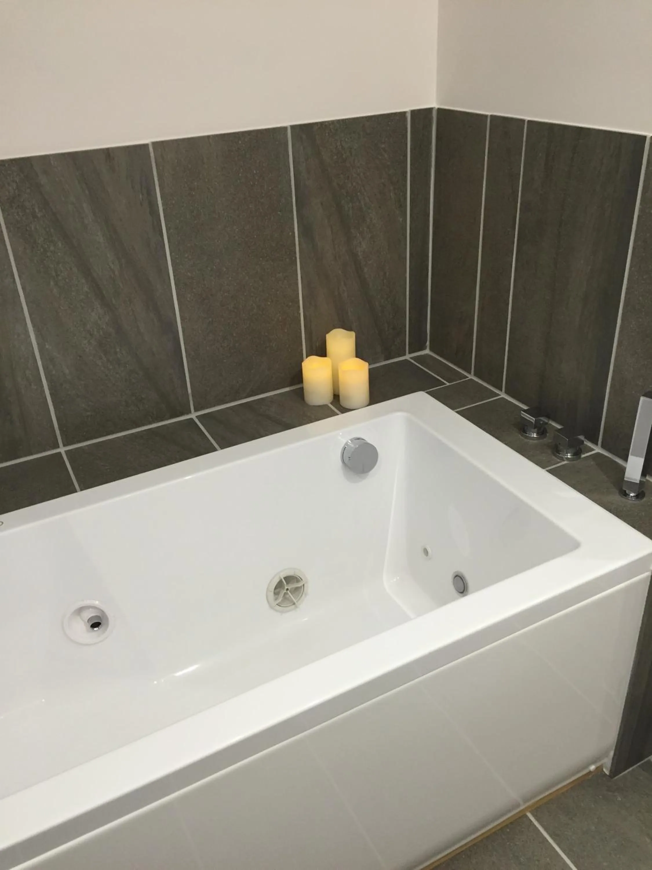 Photo of the whole room in Hôtel du Bout du Monde