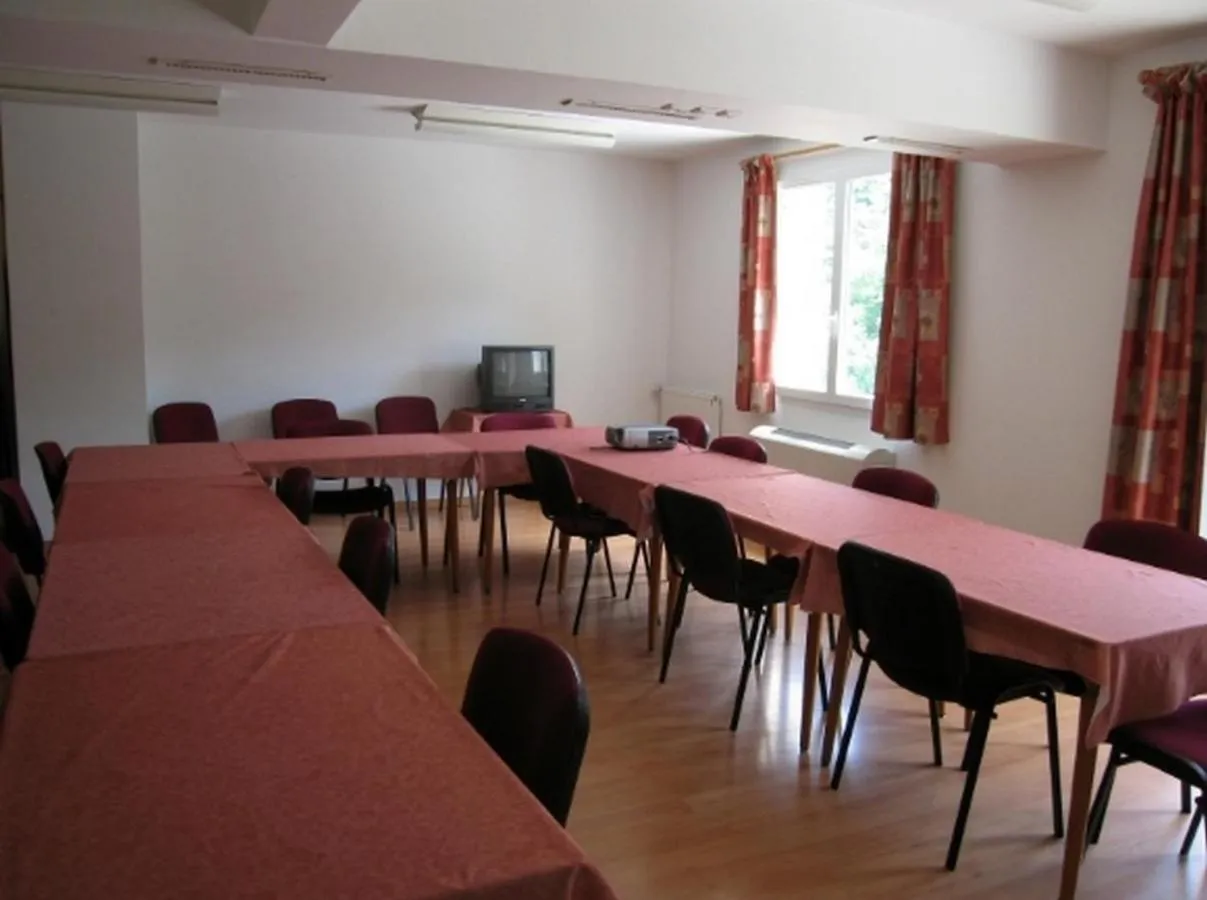 Meeting/conference room in Hôtel du Bout du Monde