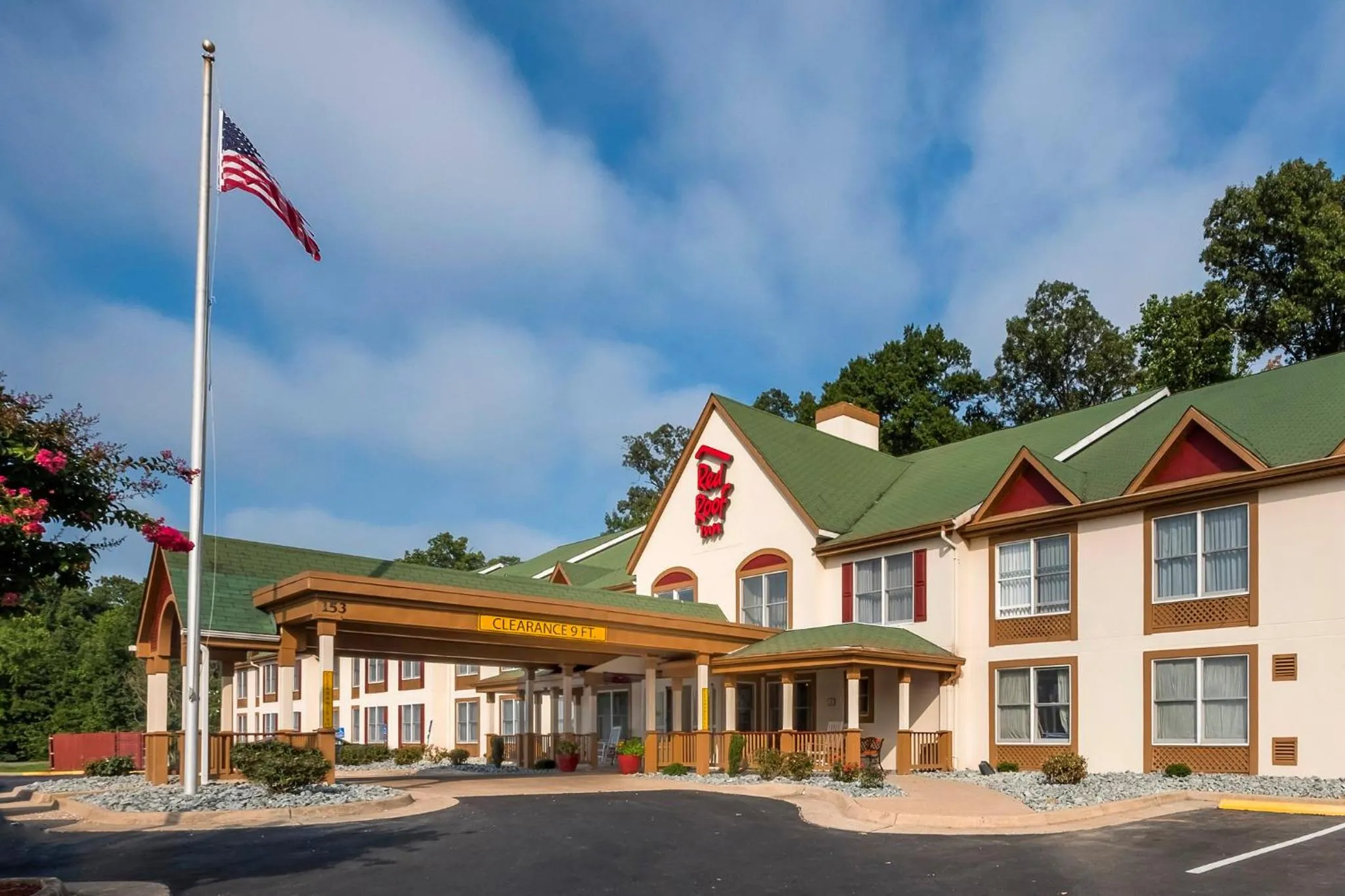 Property building in Red Roof Inn & Suites Stafford, VA