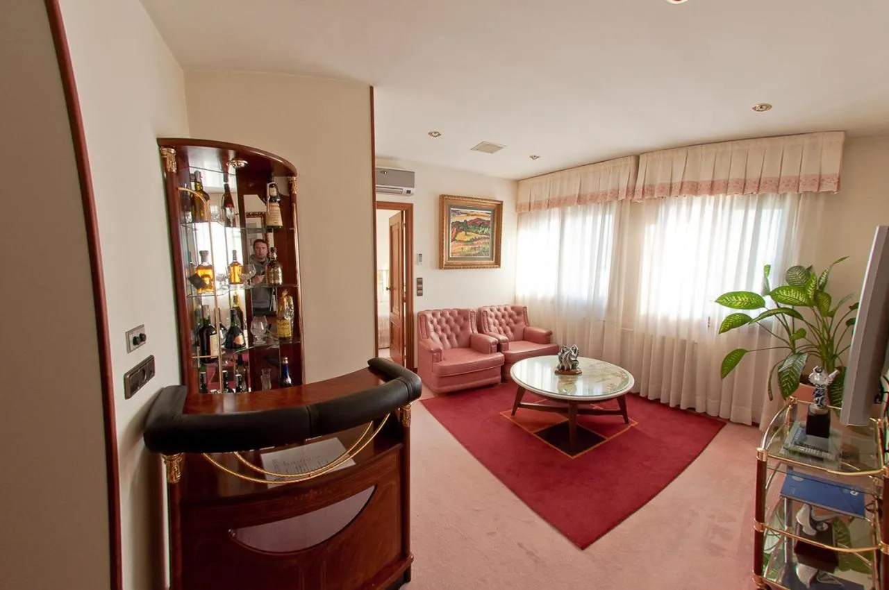 Decorative detail in Hotel Don Pepe