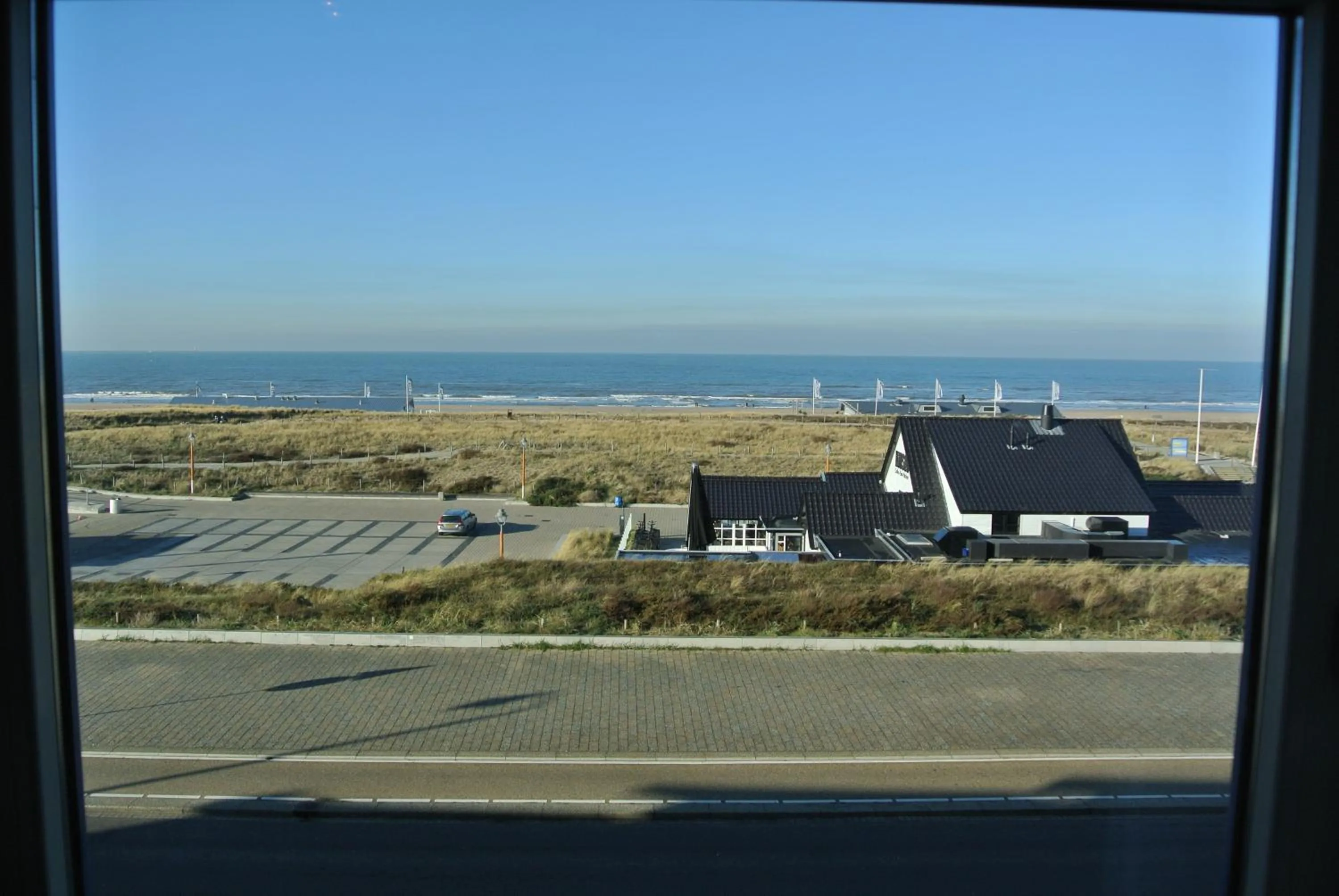 Sea view in Bed&Breakfast aan Strand