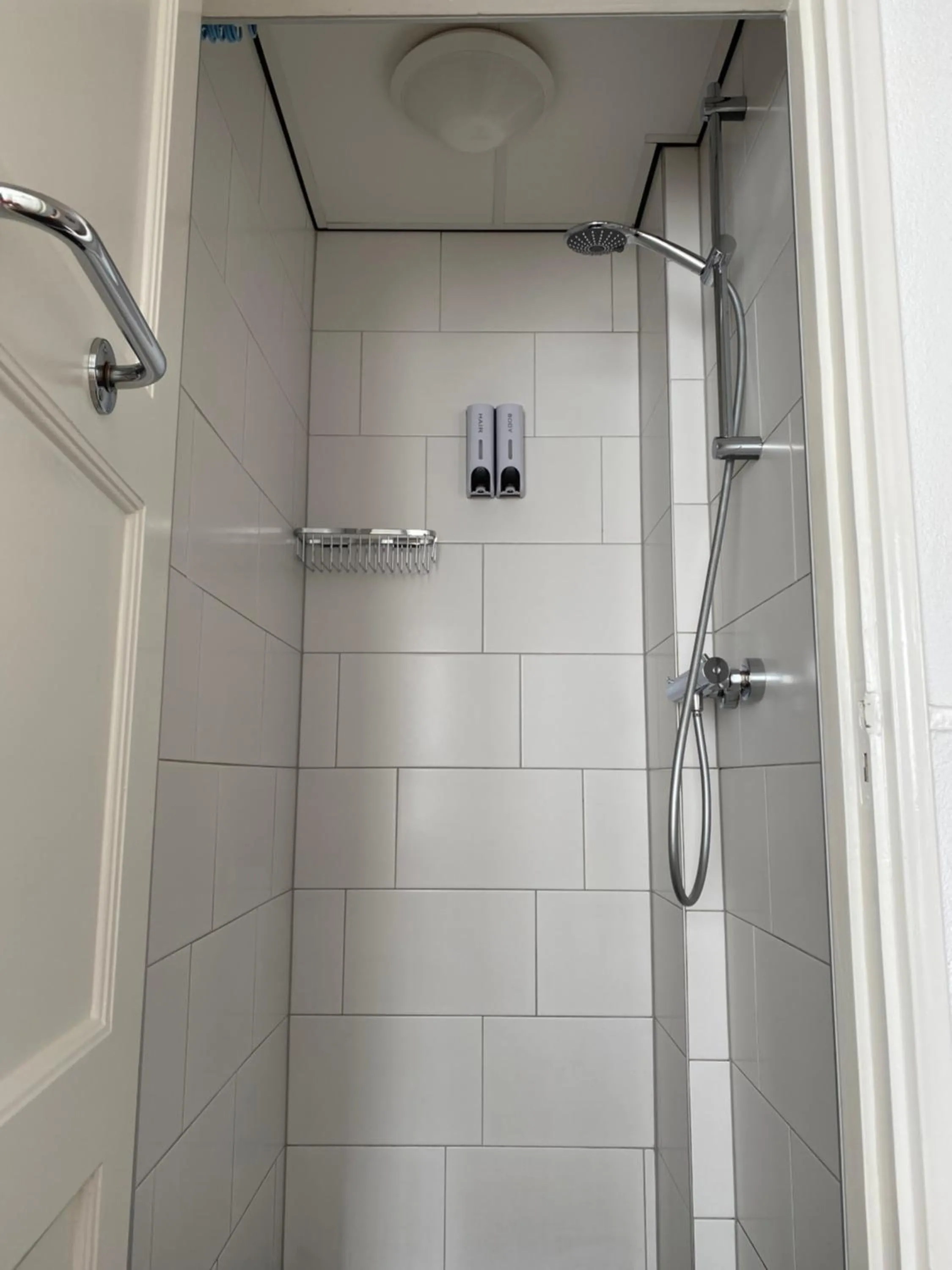Shower in Bed&Breakfast aan Strand