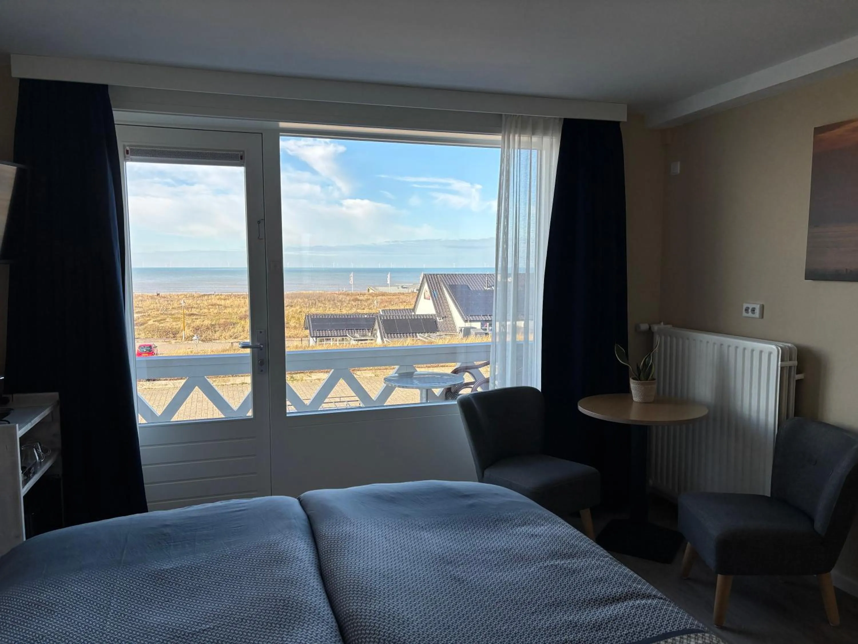 Sea view, Bed in Bed&Breakfast aan Strand