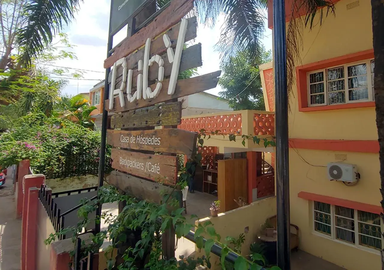 Ruby - Casa de Hospedes - Backpackers Ruby - Casa de Hospedes - Backpackers