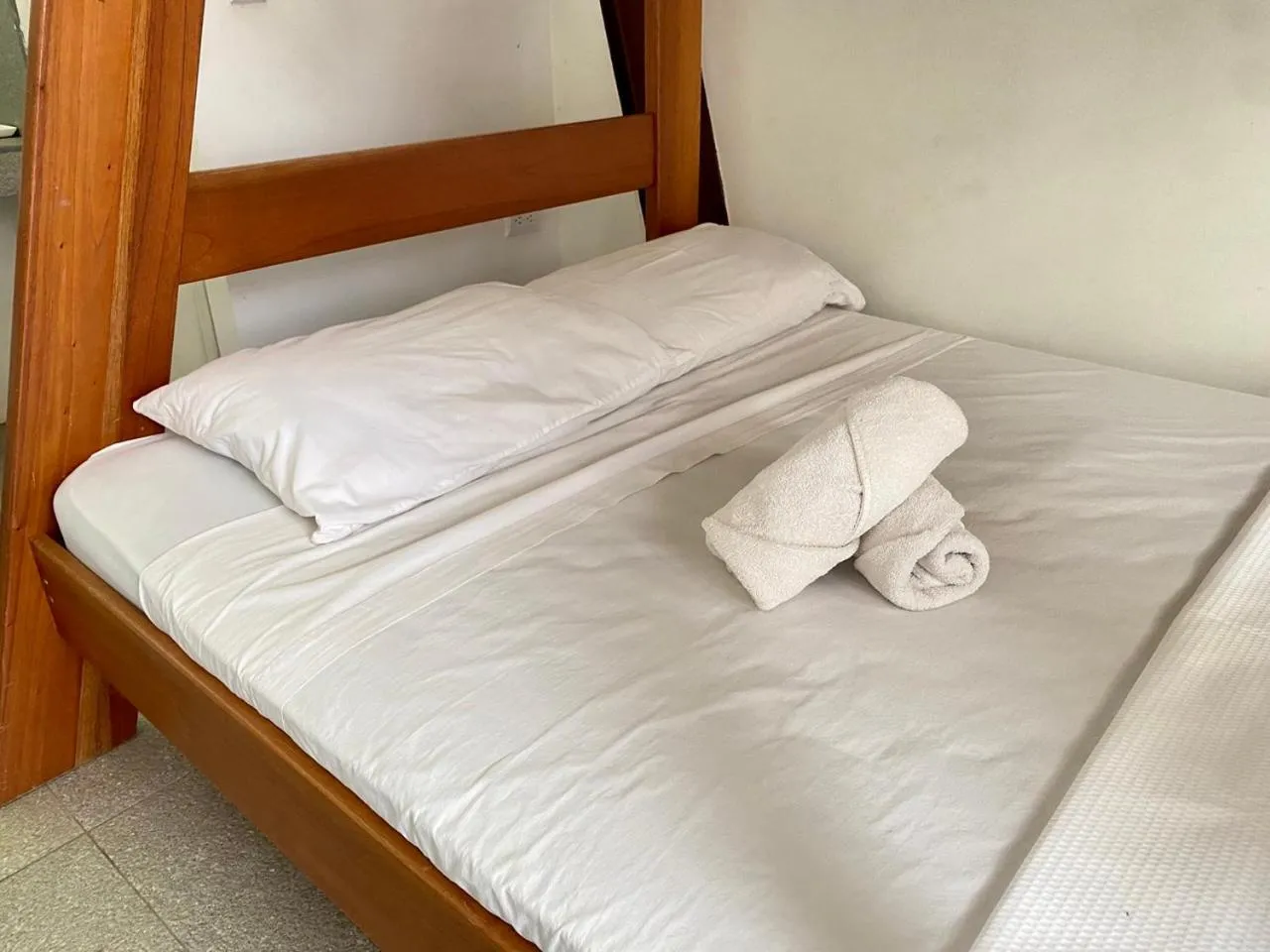 Bed in Ballena Dorada Lodge