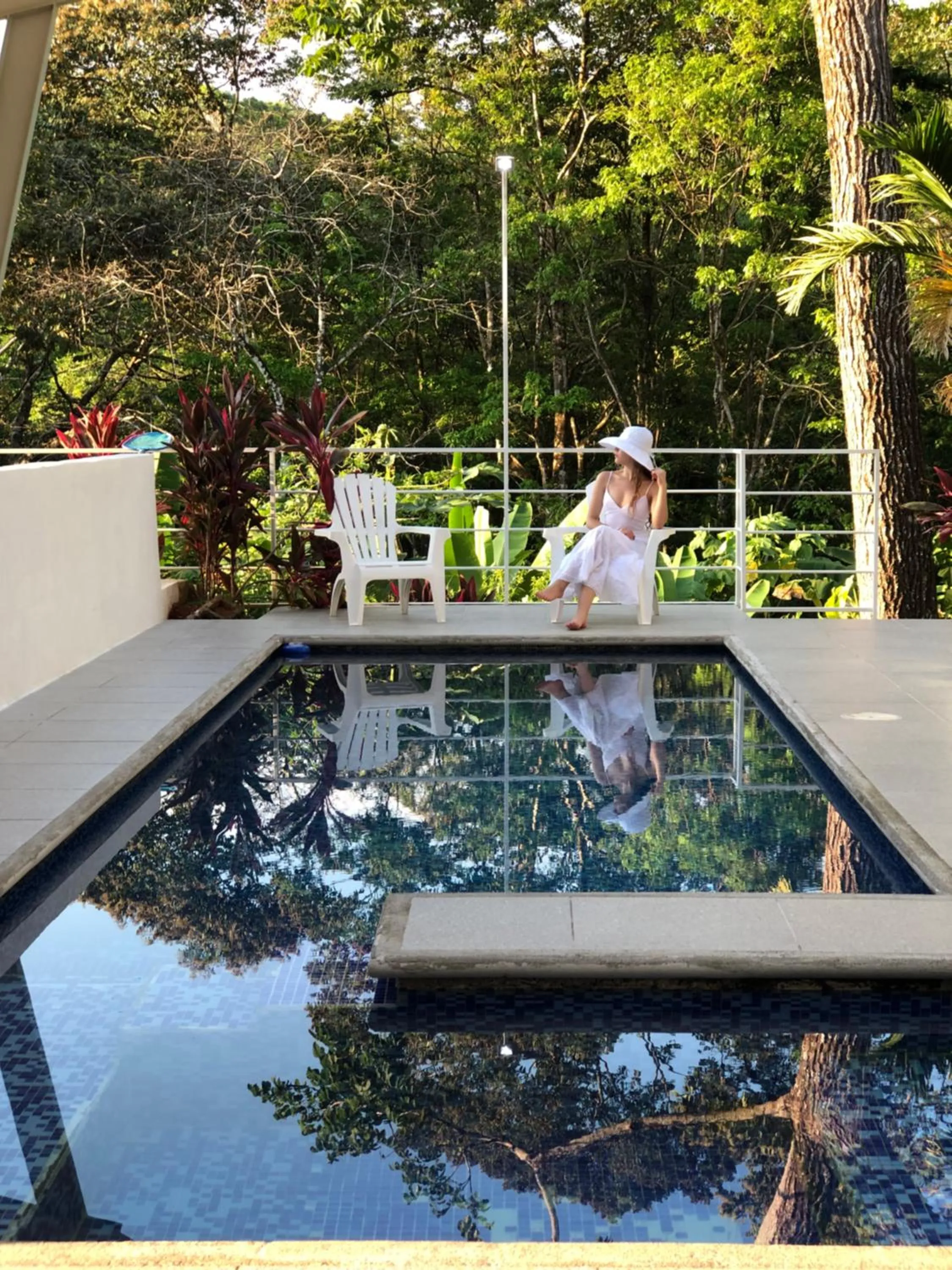 Swimming pool in Ballena Dorada Lodge