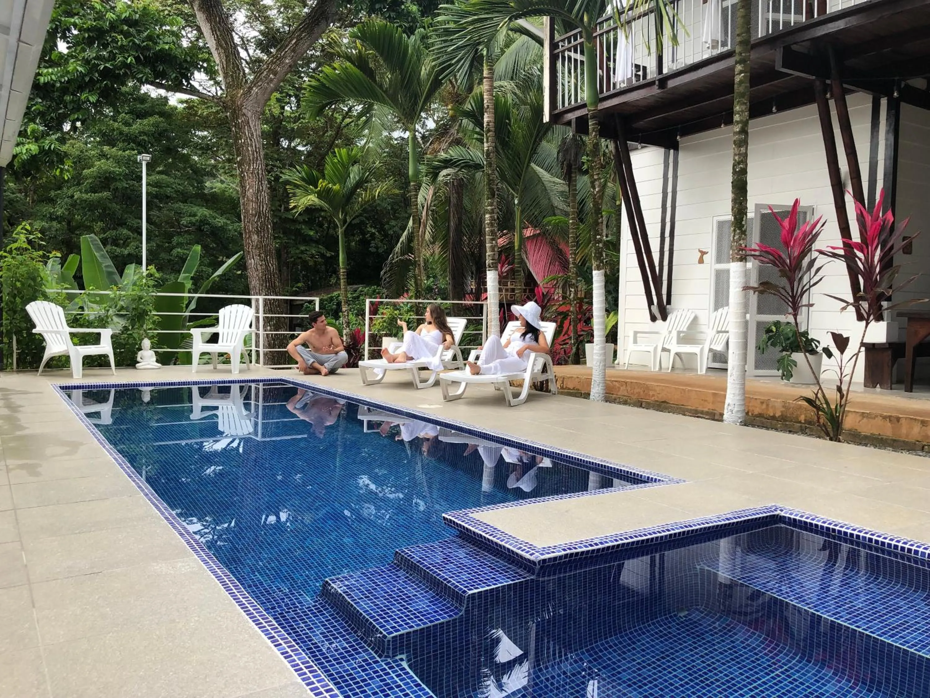 Ballena Dorada Lodge