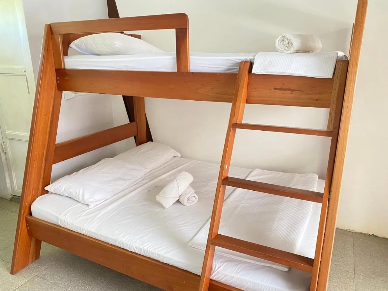 Bed in Ballena Dorada Lodge
