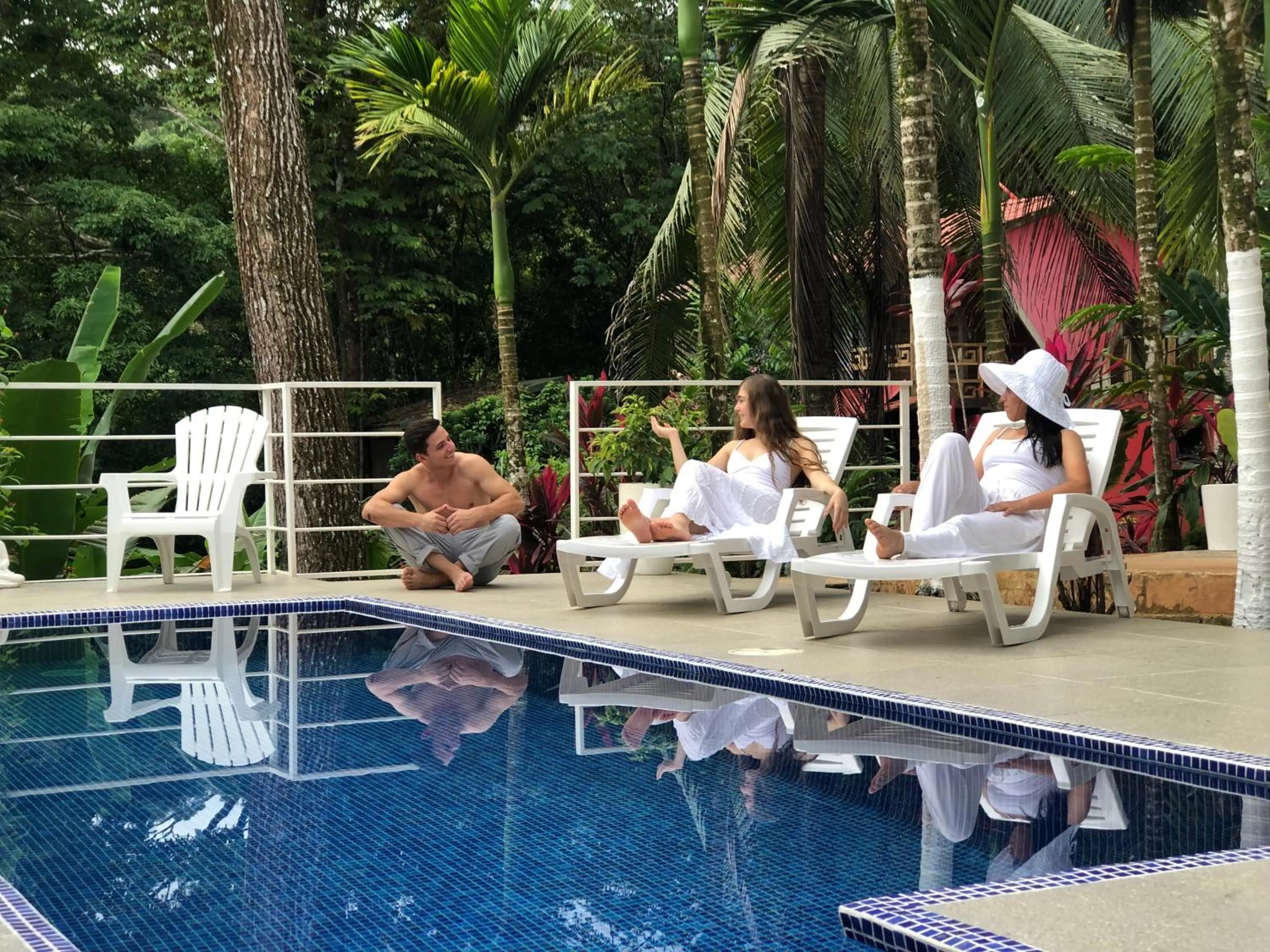 Ballena Dorada Lodge