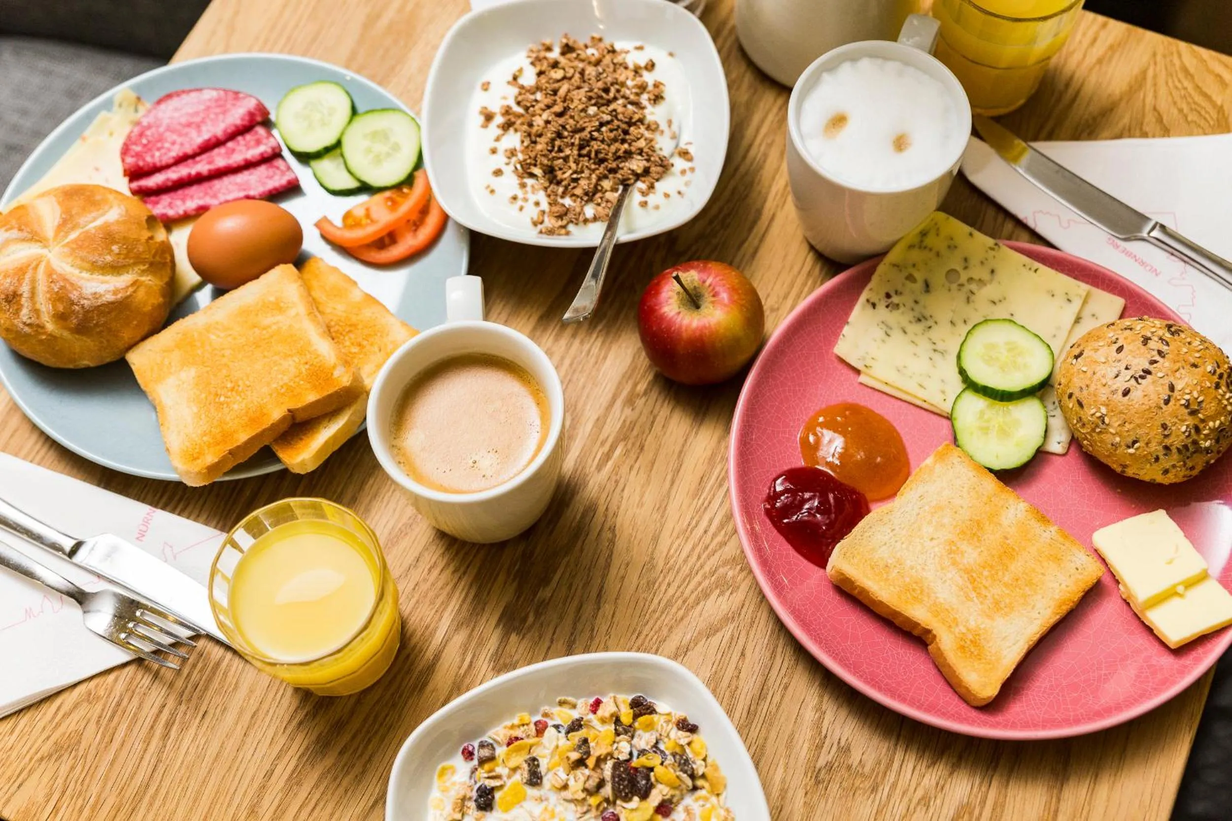 Buffet breakfast in Five Reasons Hostel & Hotel