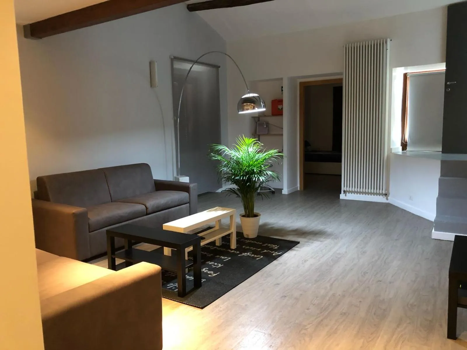 Living room in iRooms Forum & Colosseum