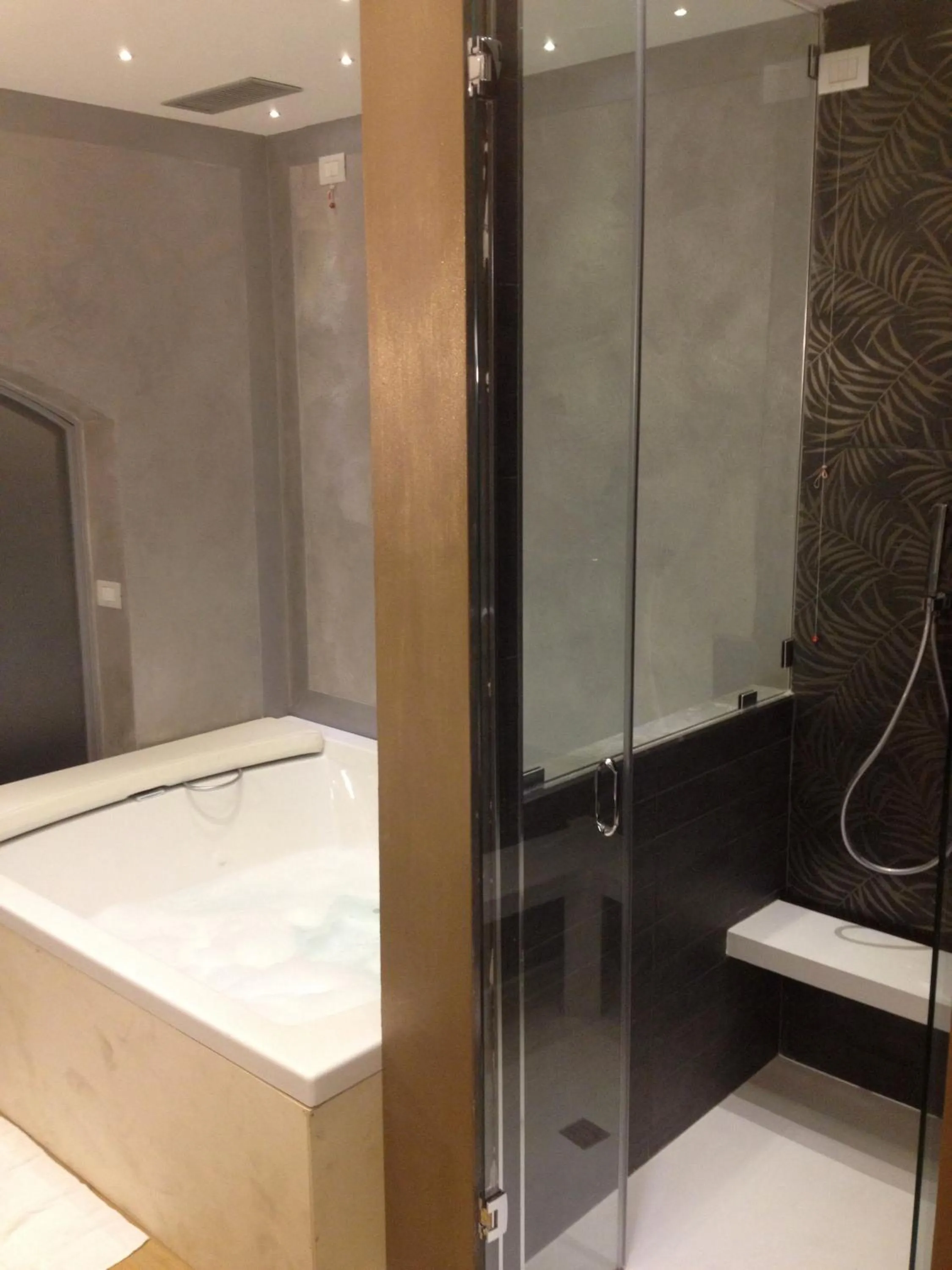 Bathroom in iRooms Forum & Colosseum