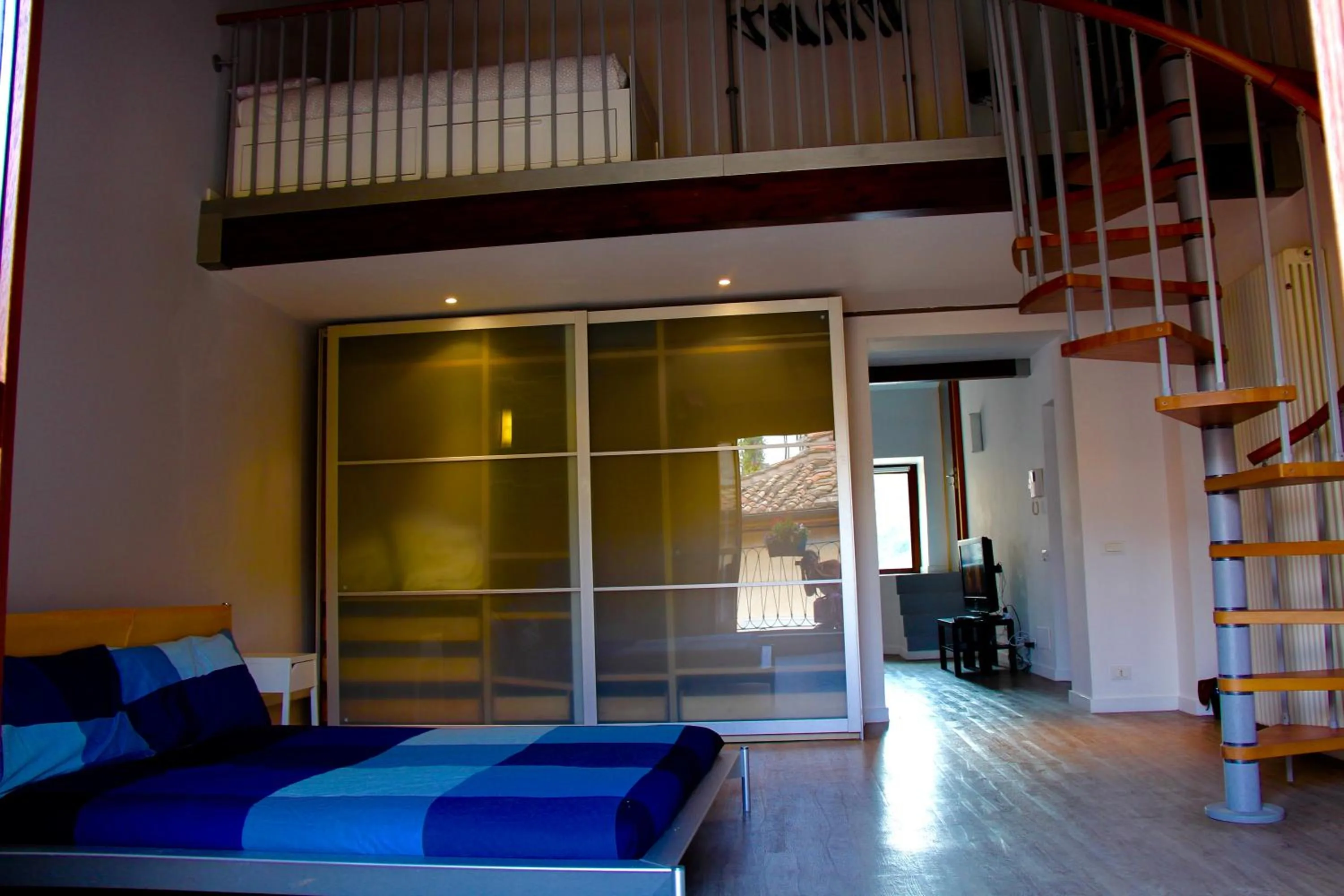 Bedroom in iRooms Forum & Colosseum