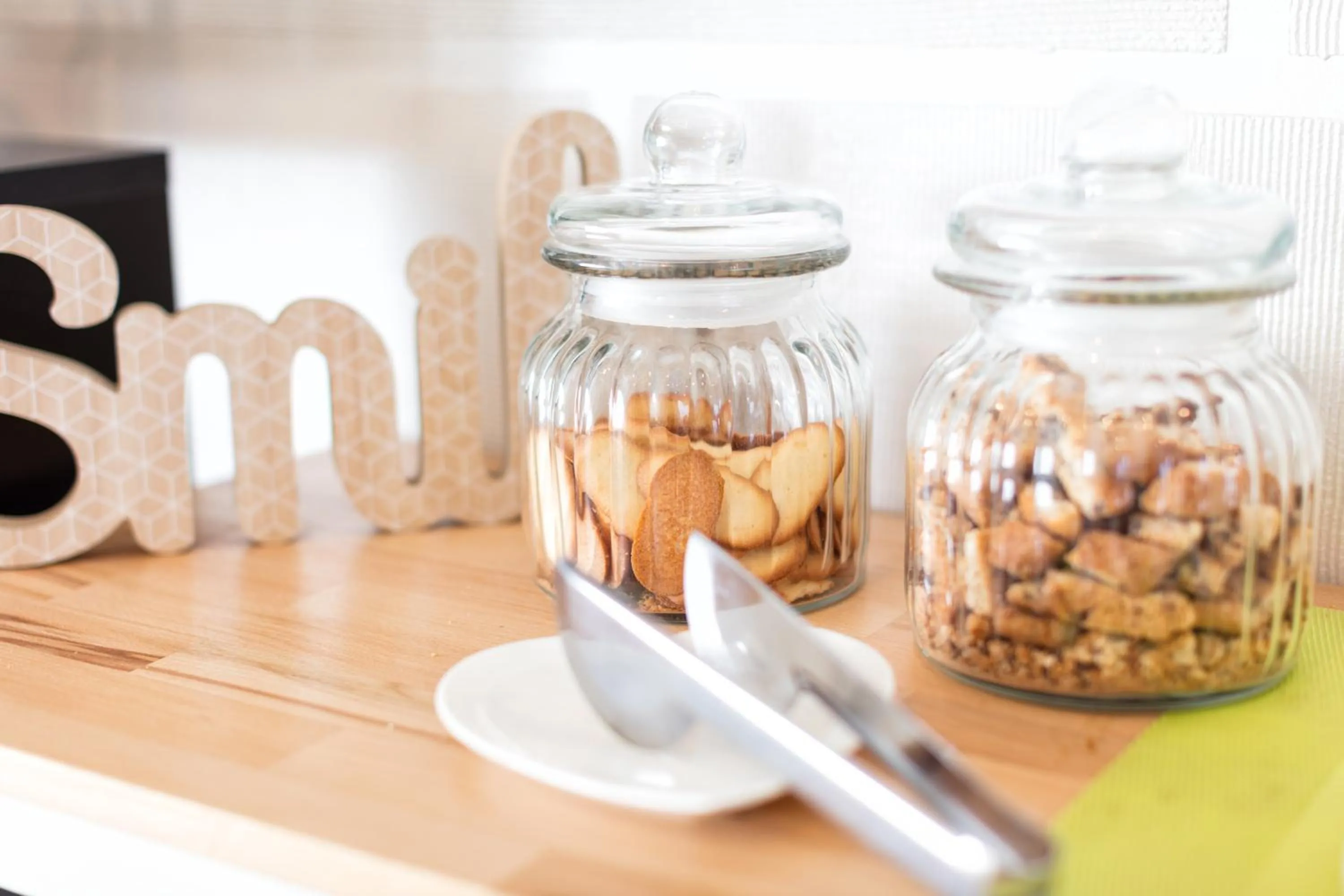 Meals in iRooms Forum & Colosseum