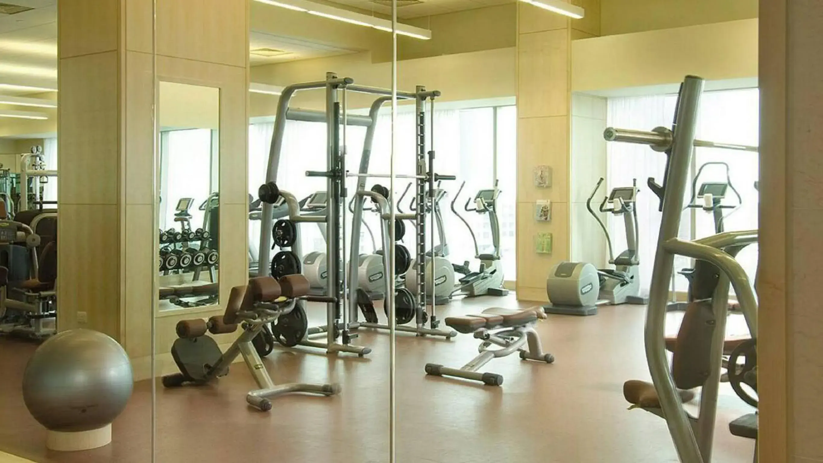 Fitness centre/facilities in Four Seasons St. Louis Fitness centre/facilities in Four Seasons St. Louis