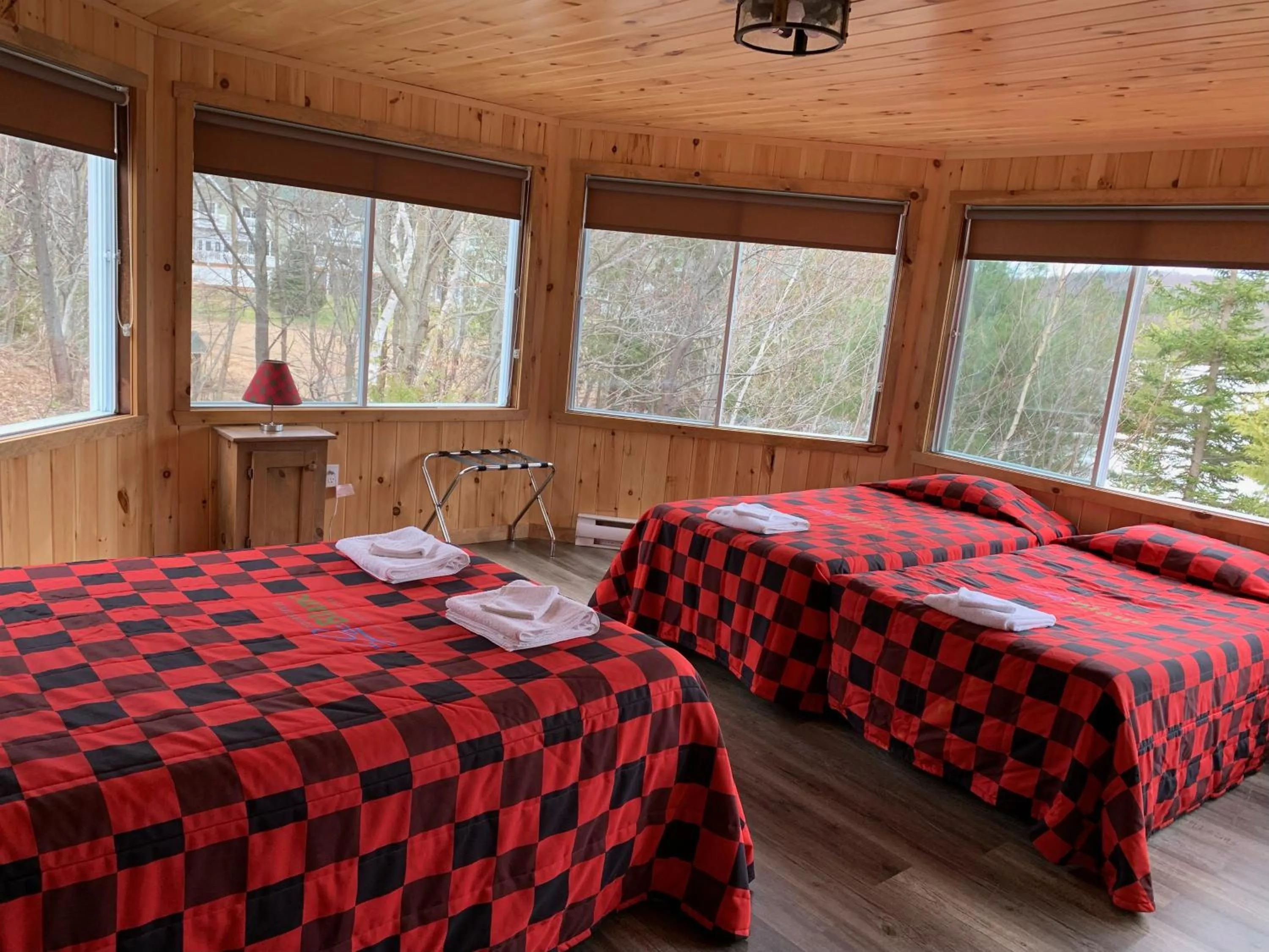 Bed in Pourvoirie du Lac Blanc