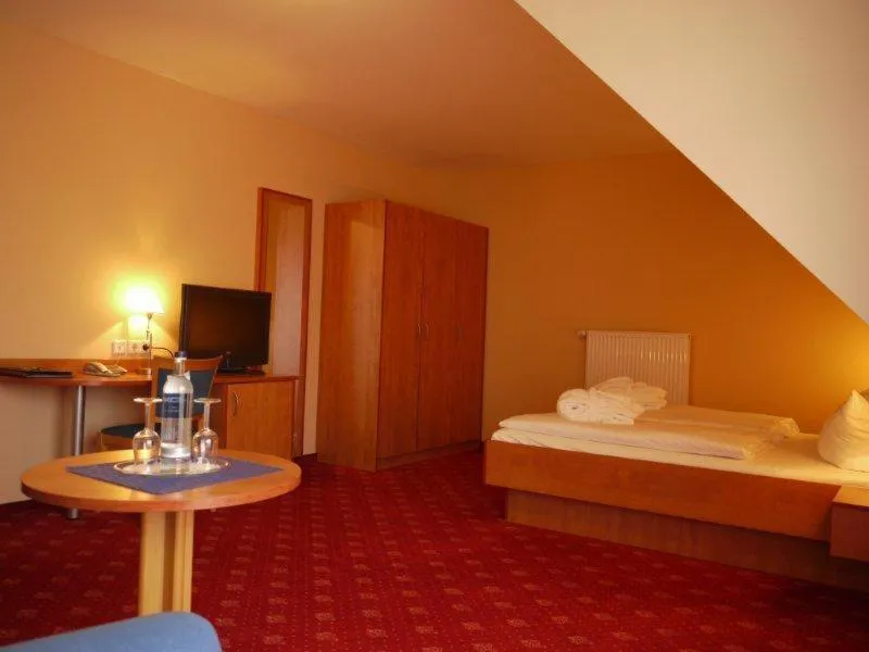 Photo of the whole room, Bed in Landhaus Am Grün