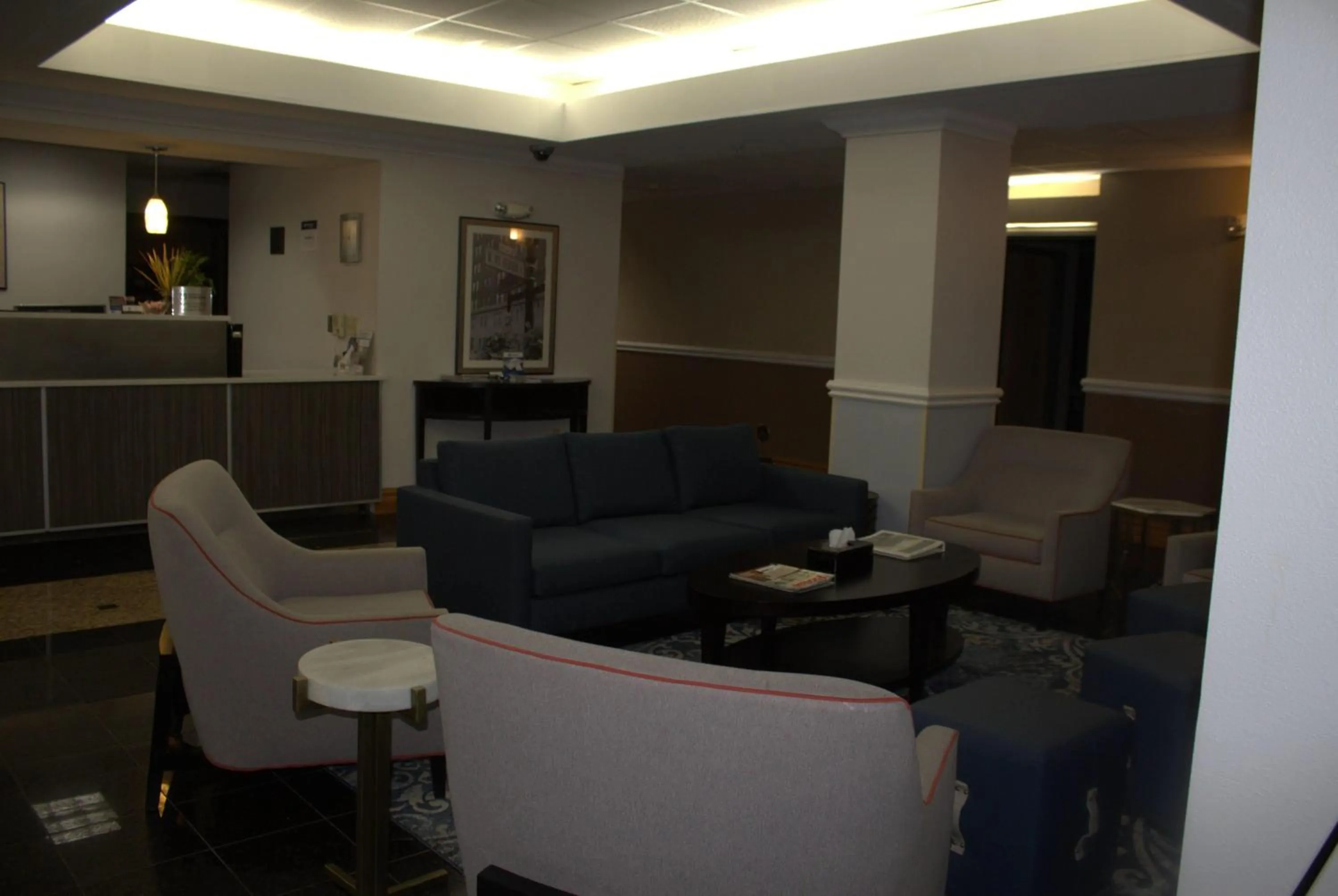 Lobby or reception in Wingate by Wyndham North East