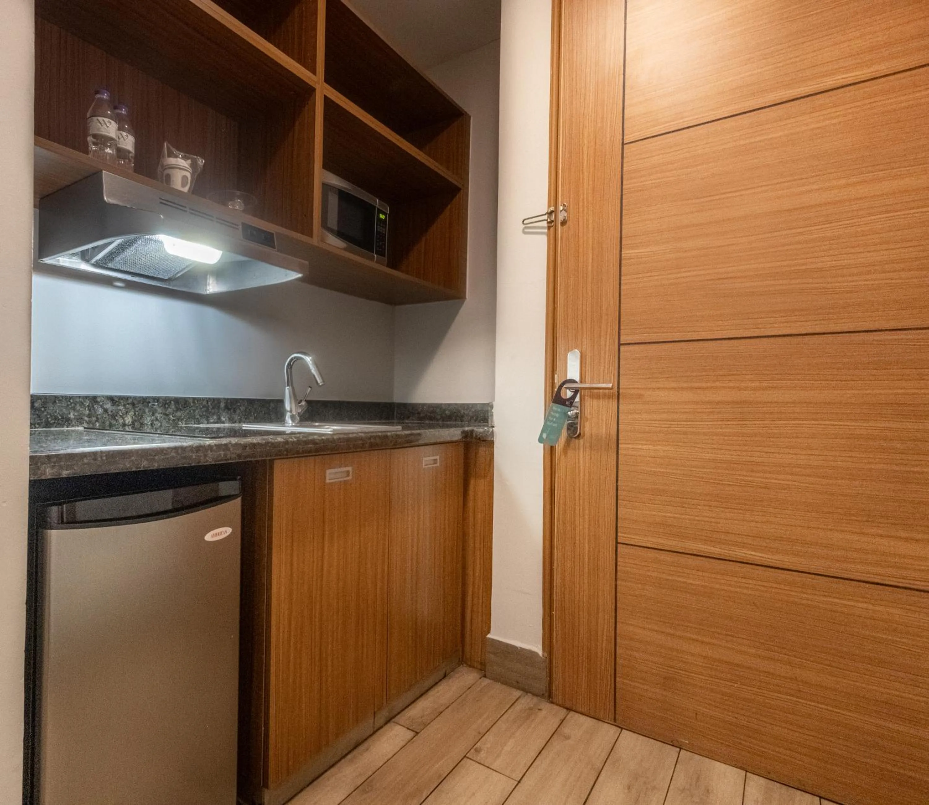 minibar in Weston Suites Hotel