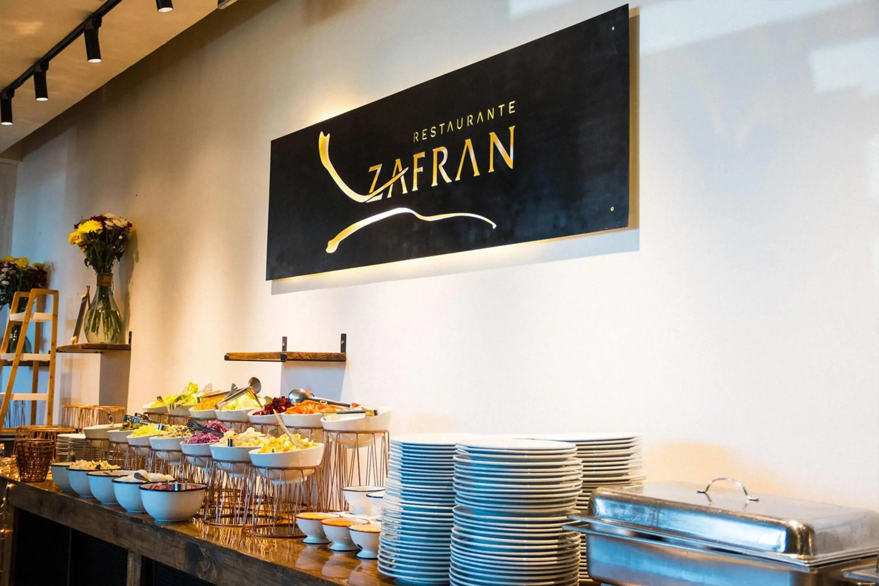 Restaurant/places to eat in Wyndham Concepcion Pettra Restaurant/places to eat in Wyndham Concepcion Pettra