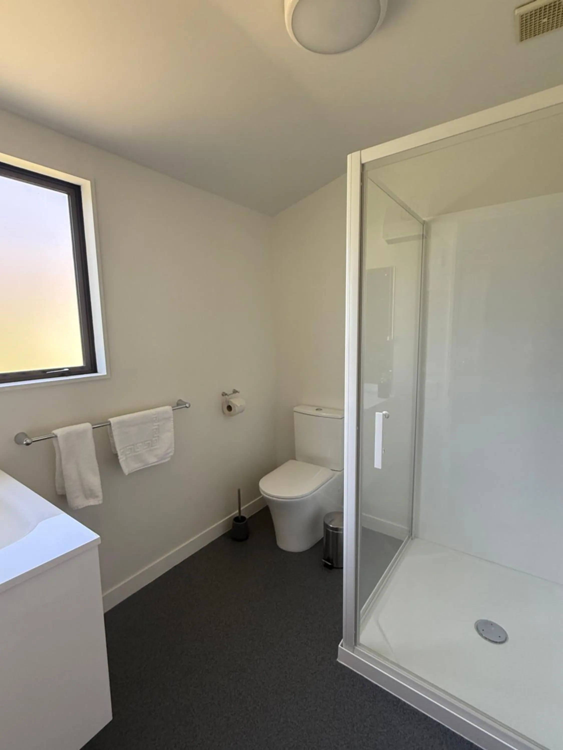 Shower in Kingston TOP 10 Holiday Park