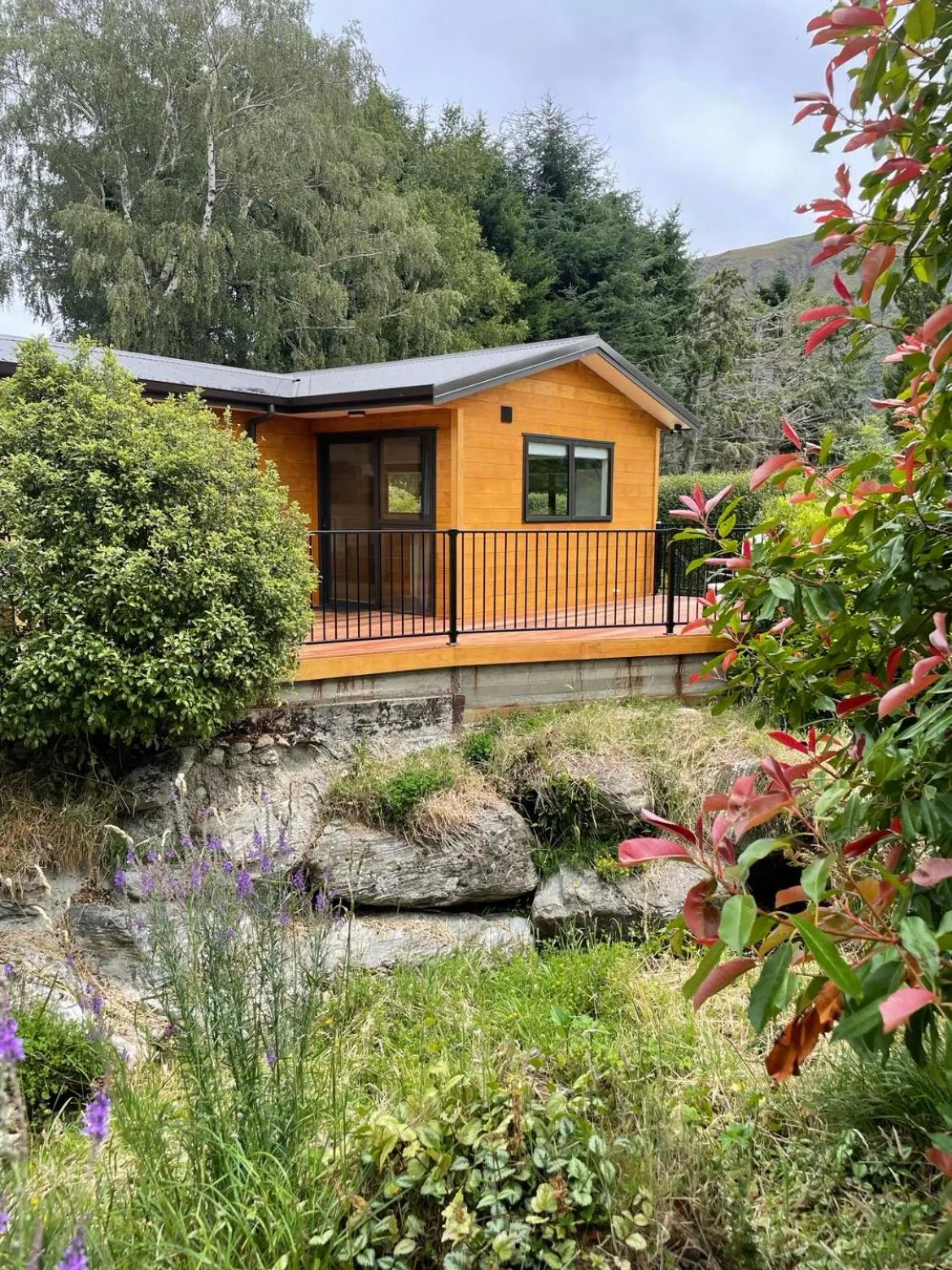 Garden view in Kingston TOP 10 Holiday Park