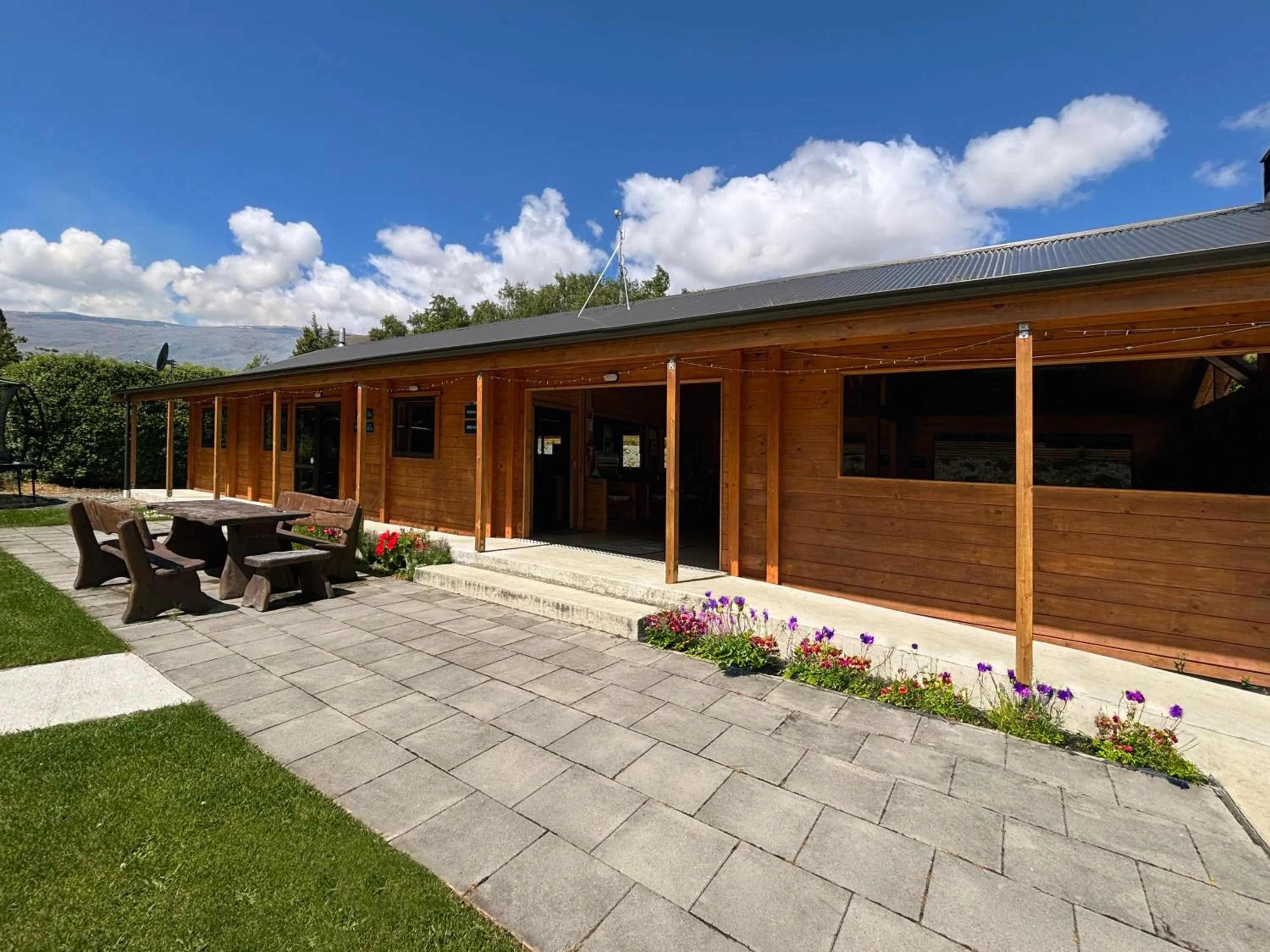 Communal kitchen in Kingston TOP 10 Holiday Park