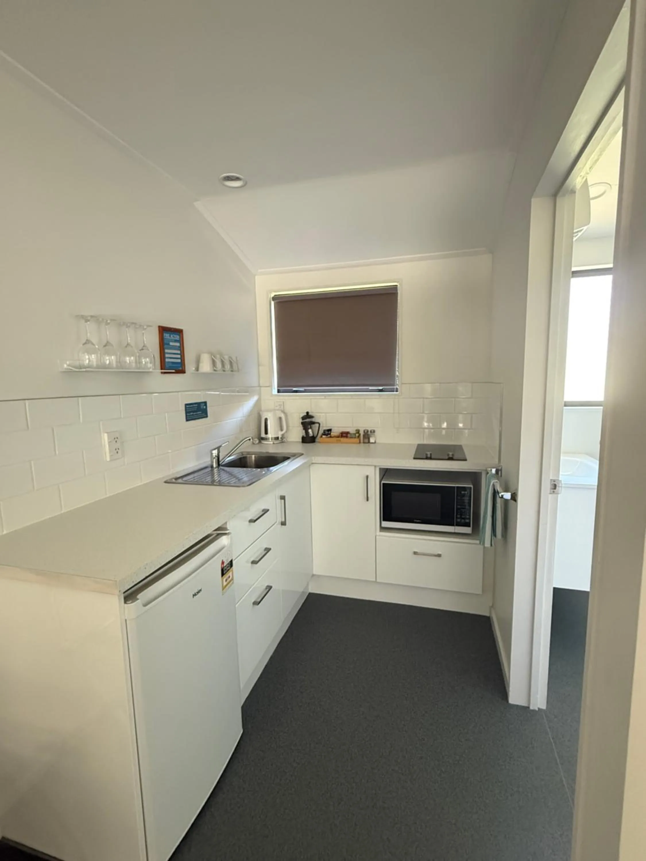 Kitchen or kitchenette in Kingston TOP 10 Holiday Park