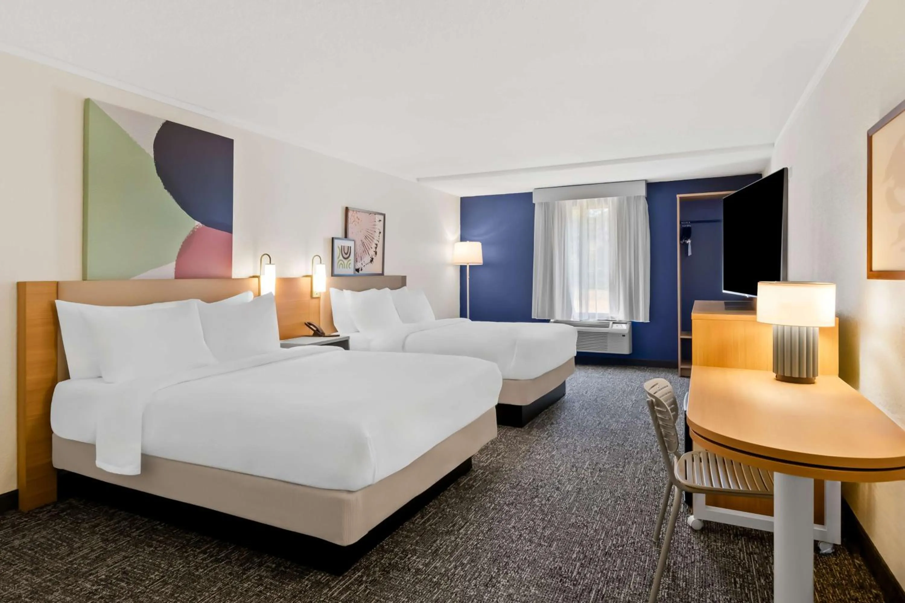 Bed in Spark by Hilton Daleville Roanoke North