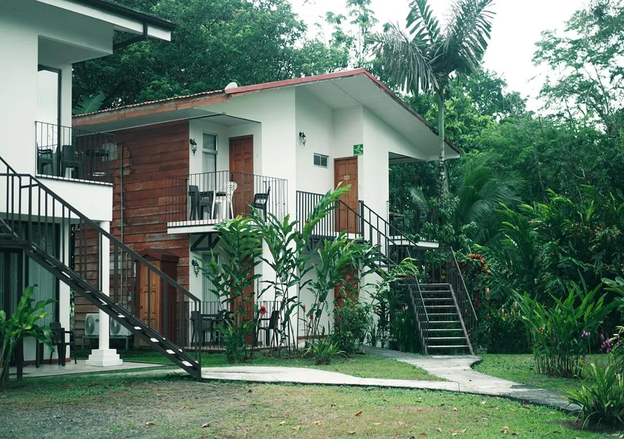 Property building in Hotel Eco Arenal
